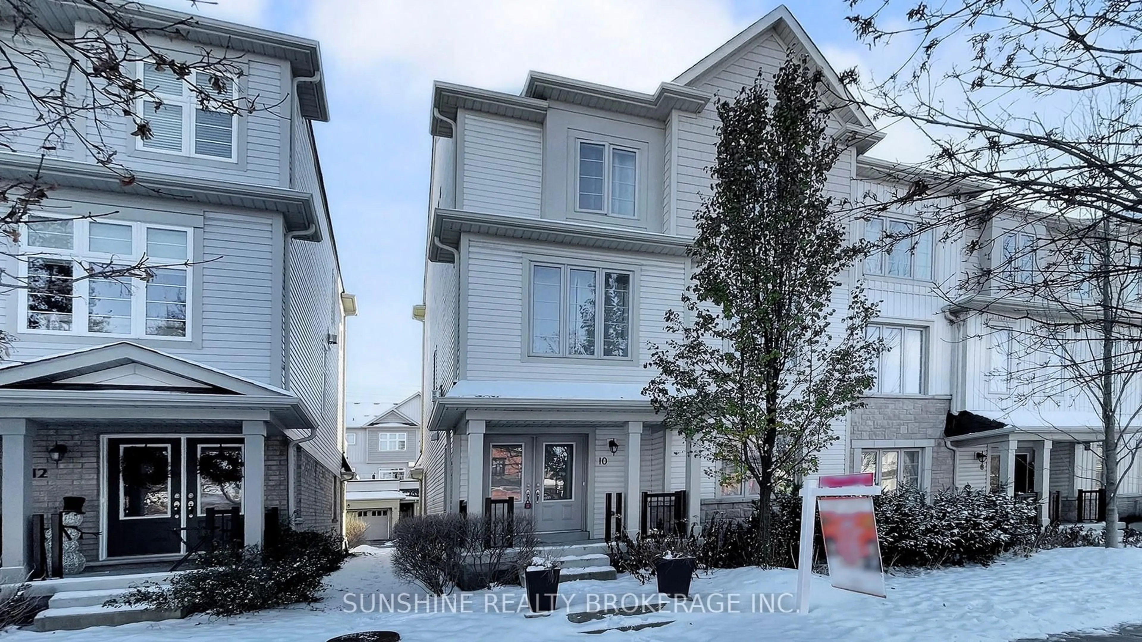 Home with vinyl exterior material, street for 10 Cornerside Way, Whitby Ontario L1M 0L8