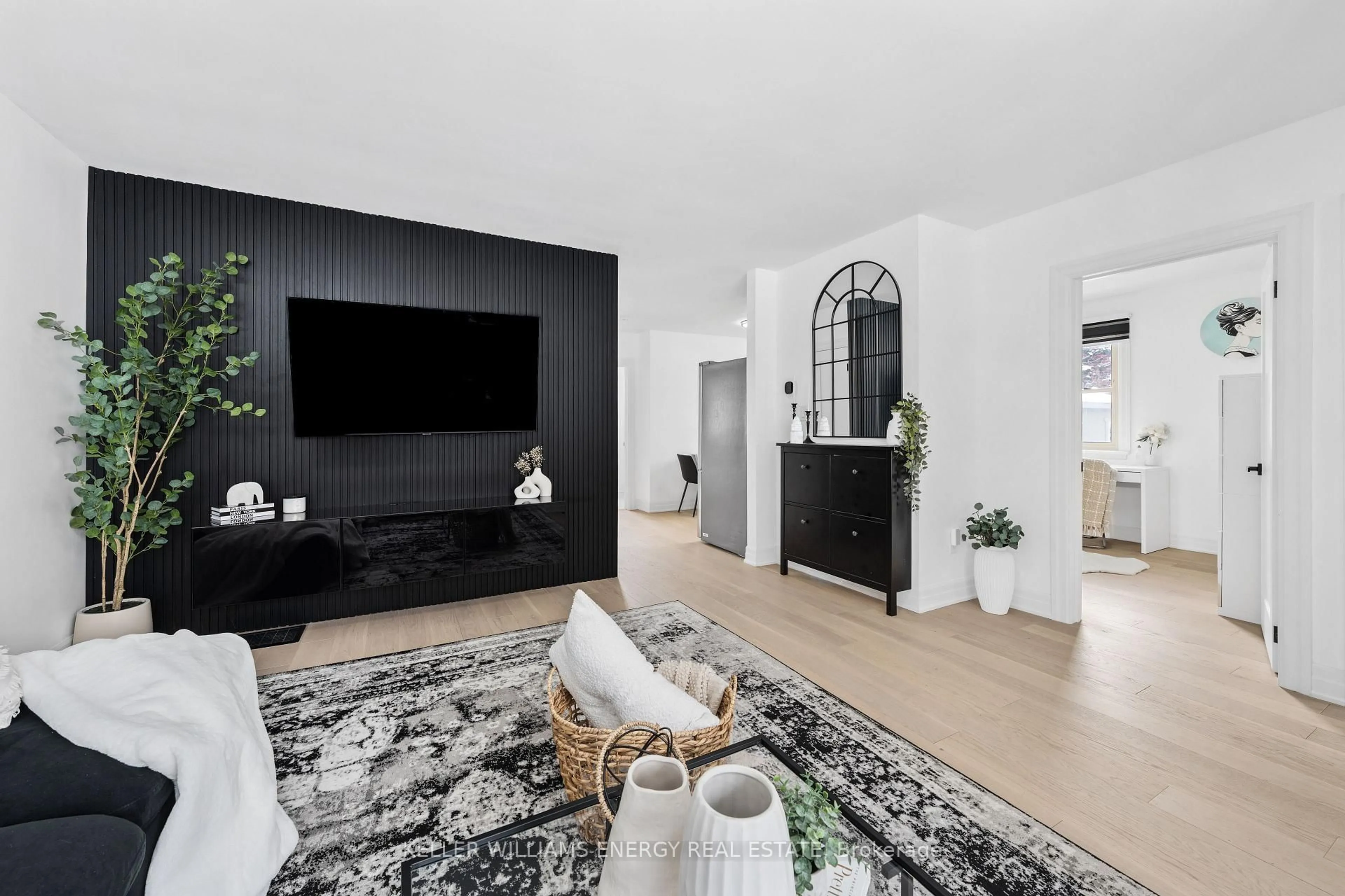 Home theater for 267 Liberty St, Clarington Ontario L1C 3Y6