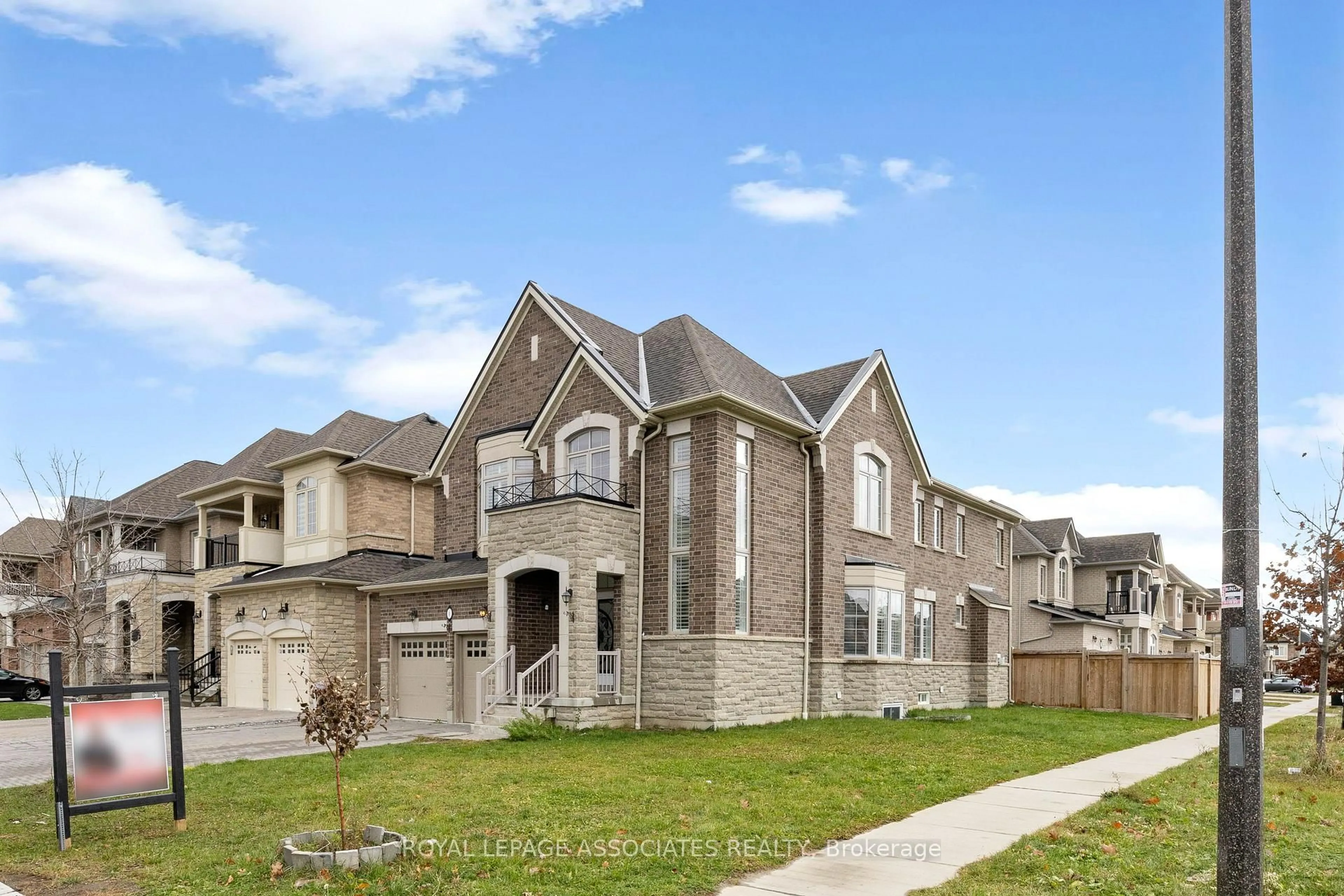 Home with brick exterior material, street for 1 Morningstar Ave, Whitby Ontario L1R 0P2