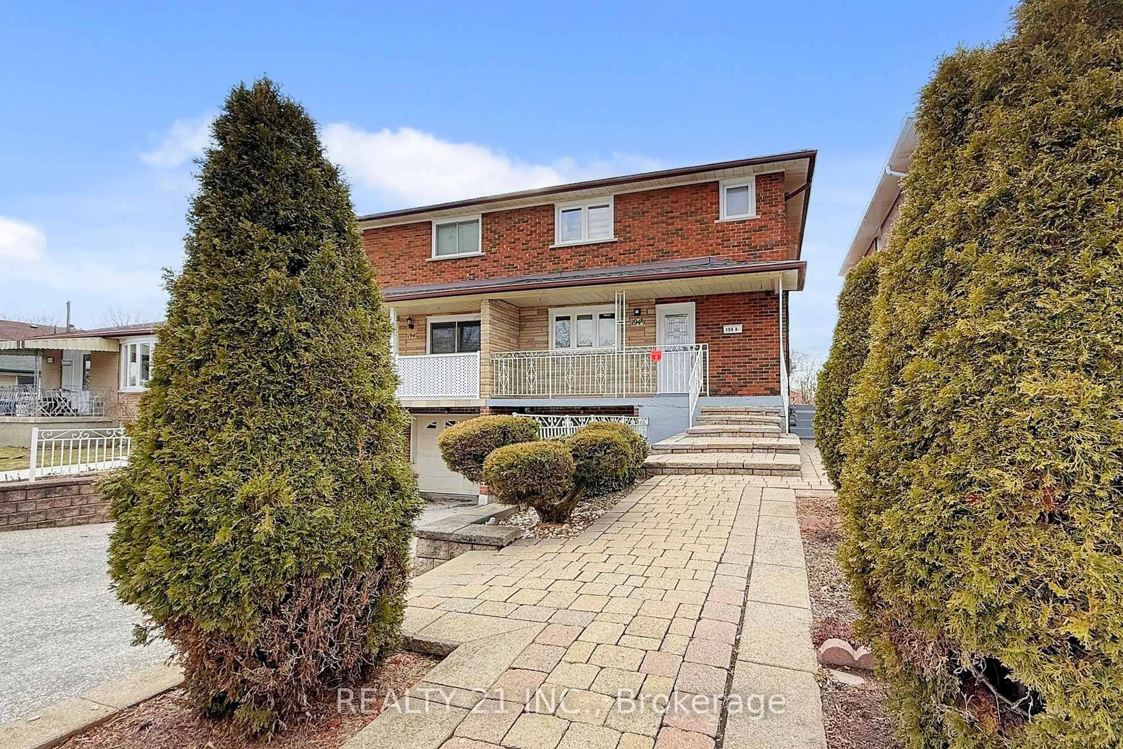 Home with brick exterior material, street for 194A Magnolia Ave, Toronto Ontario M1K 3K8