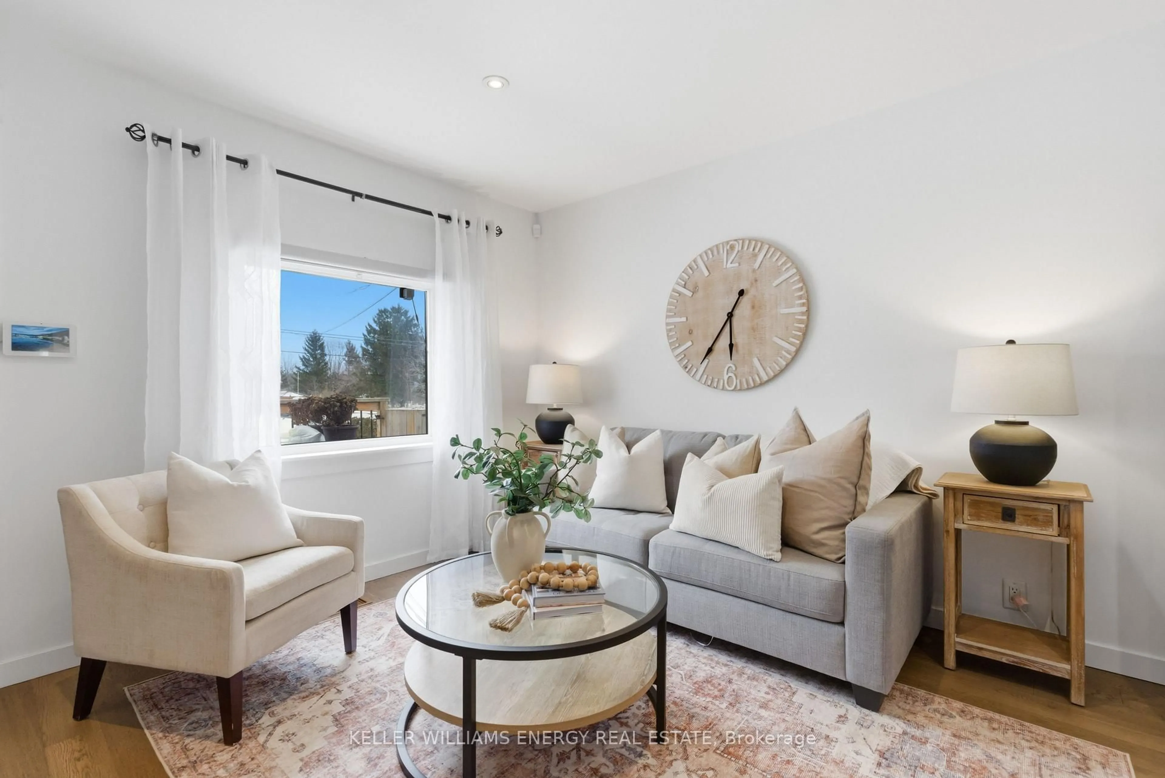 Living room with furniture, unknown for 42 Darlington Blvd, Clarington Ontario L1E 2J7