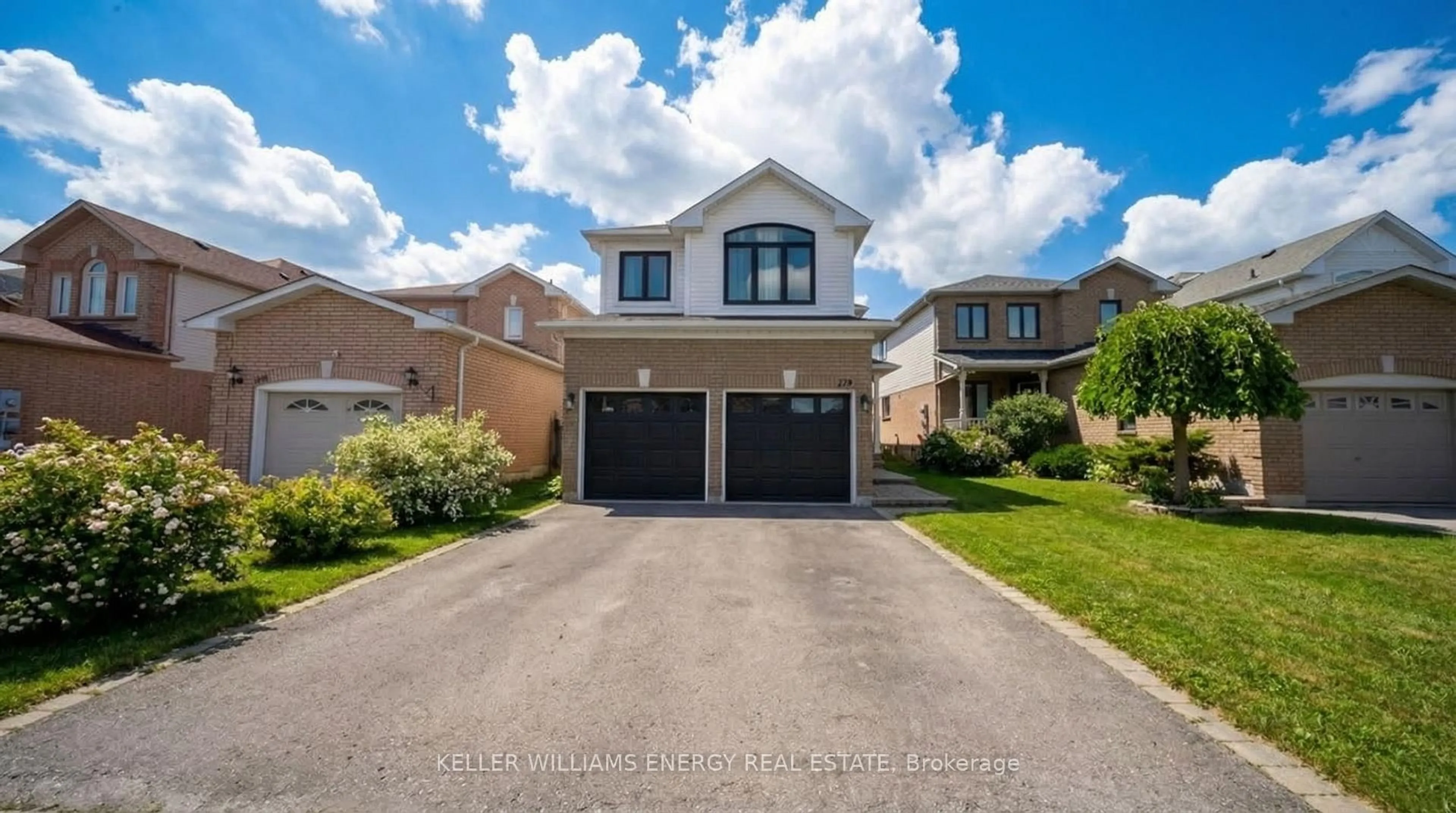 Home with vinyl exterior material, street for 179 Wilkins Cres, Clarington Ontario L1E 3B7