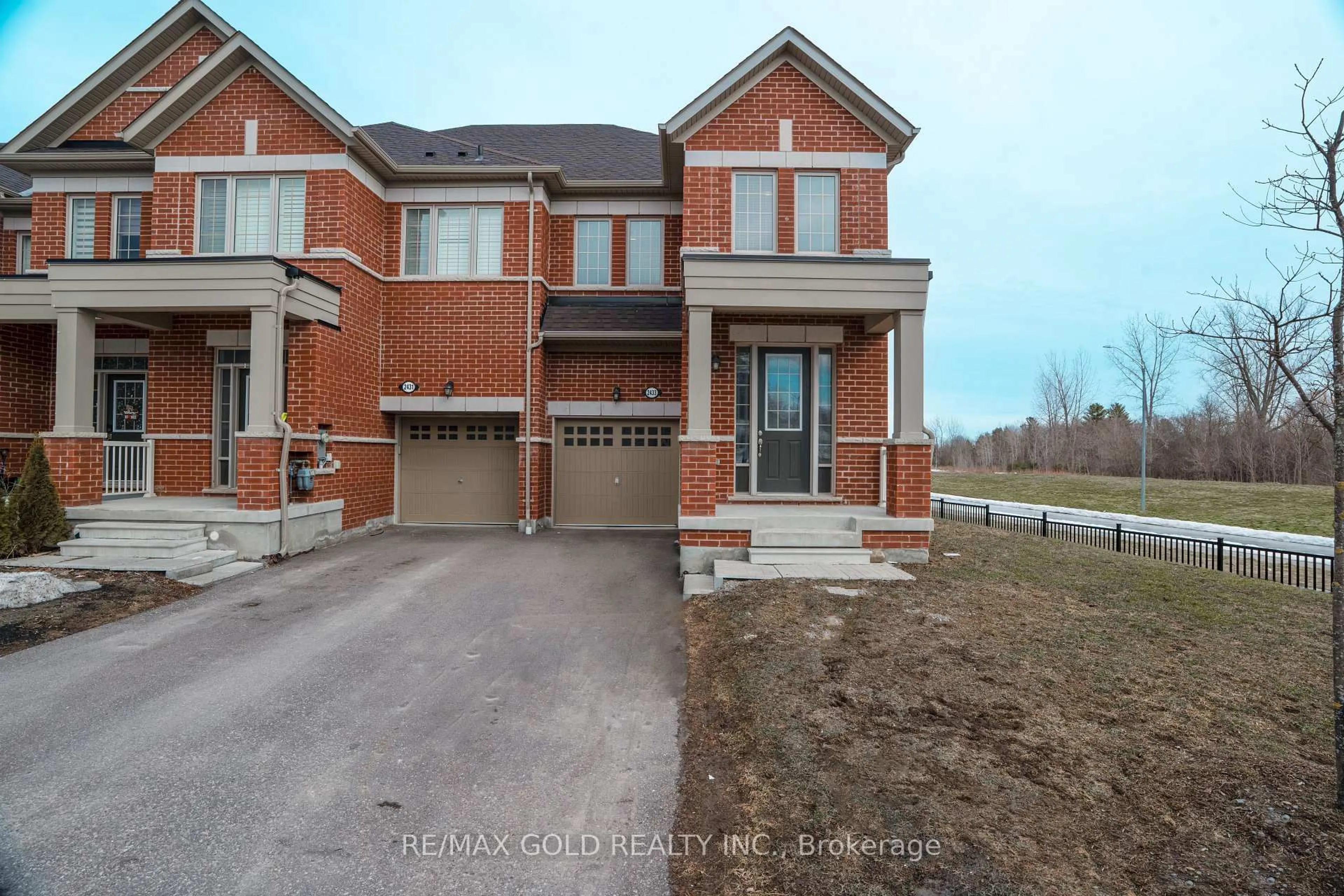 Home with brick exterior material, street for 2433 Florentine Pl, Pickering Ontario L1X 0H1