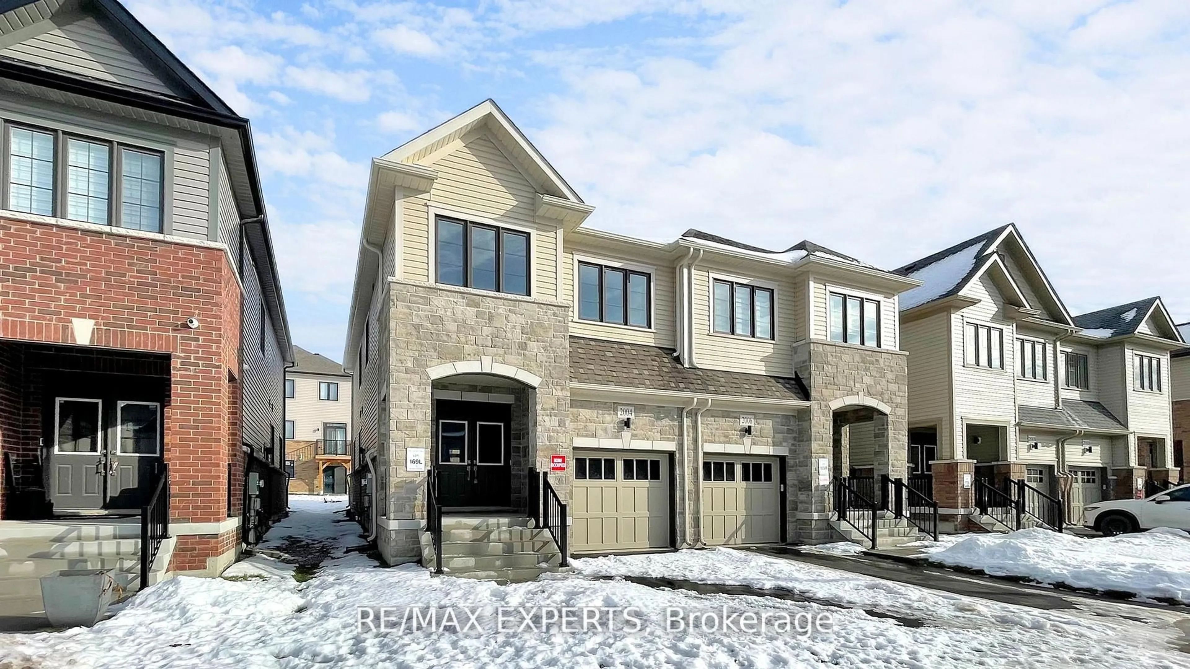 Home with brick exterior material, street for 2004 Horace Duncan Cres, Oshawa Ontario L1H 0H4