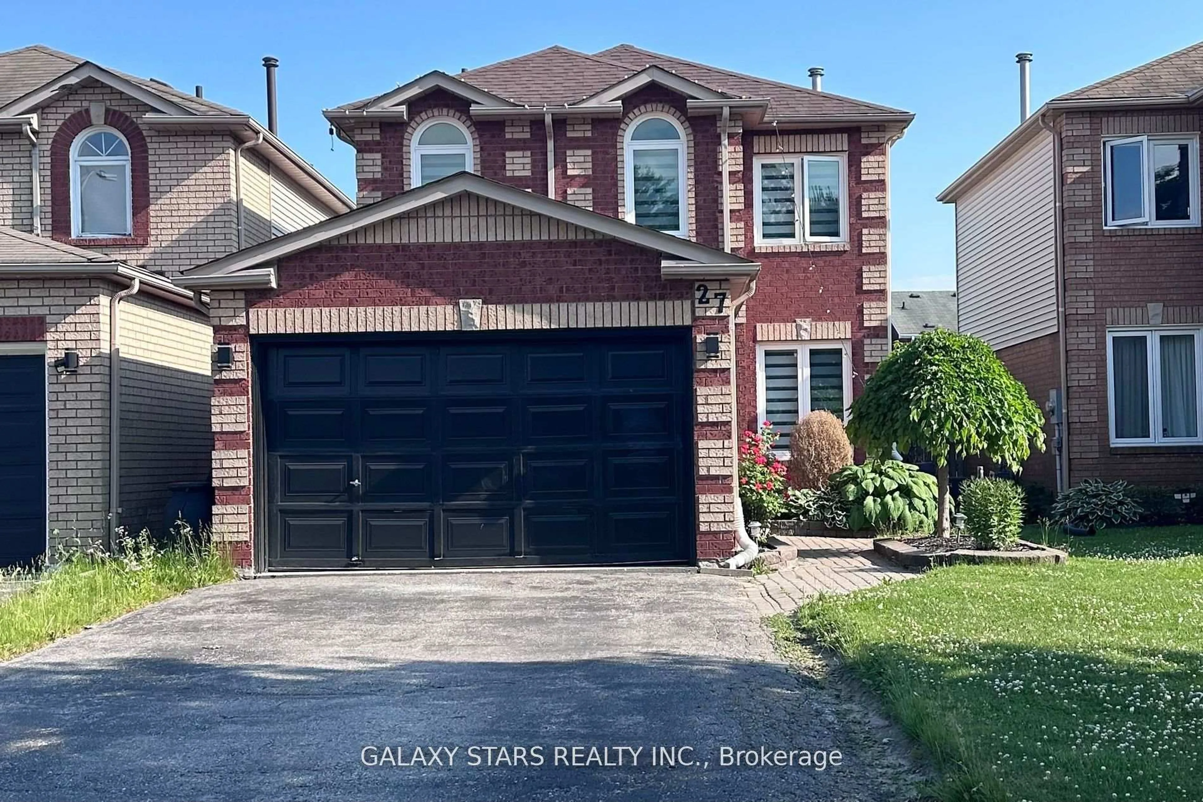 Home with brick exterior material, street for 27 John Walter Cres, Clarington Ontario L1E 2W6