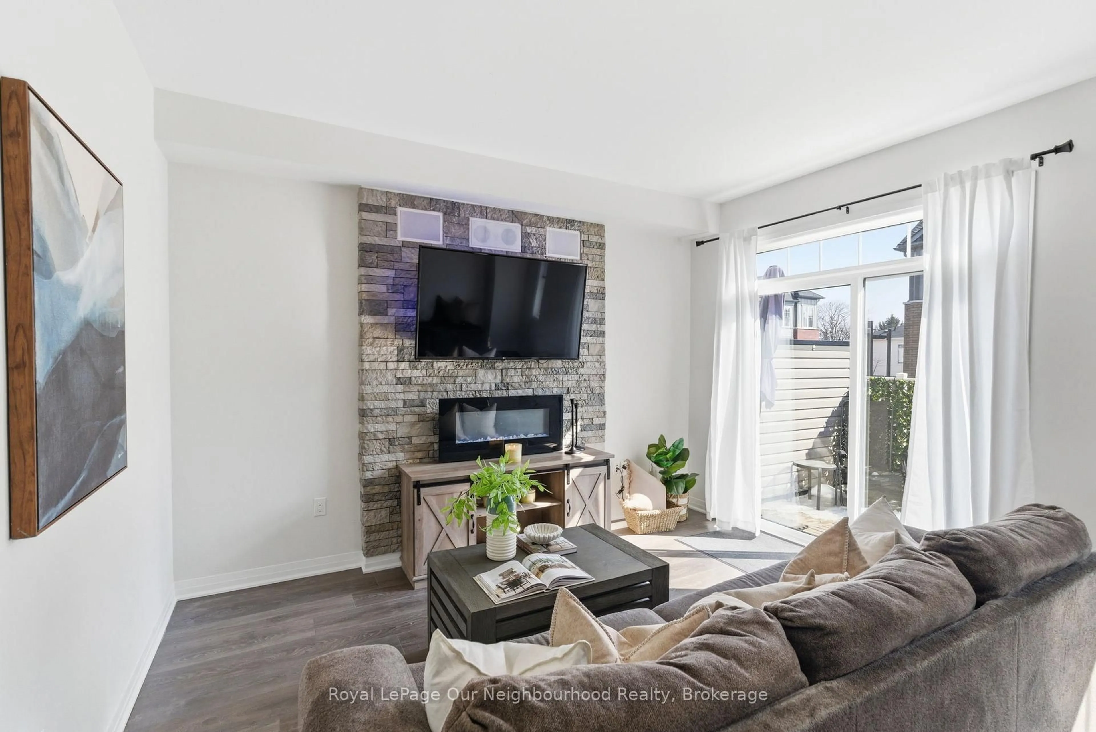 Living room with furniture, unknown for 818 Atwater Path, Oshawa Ontario L1J 0E8