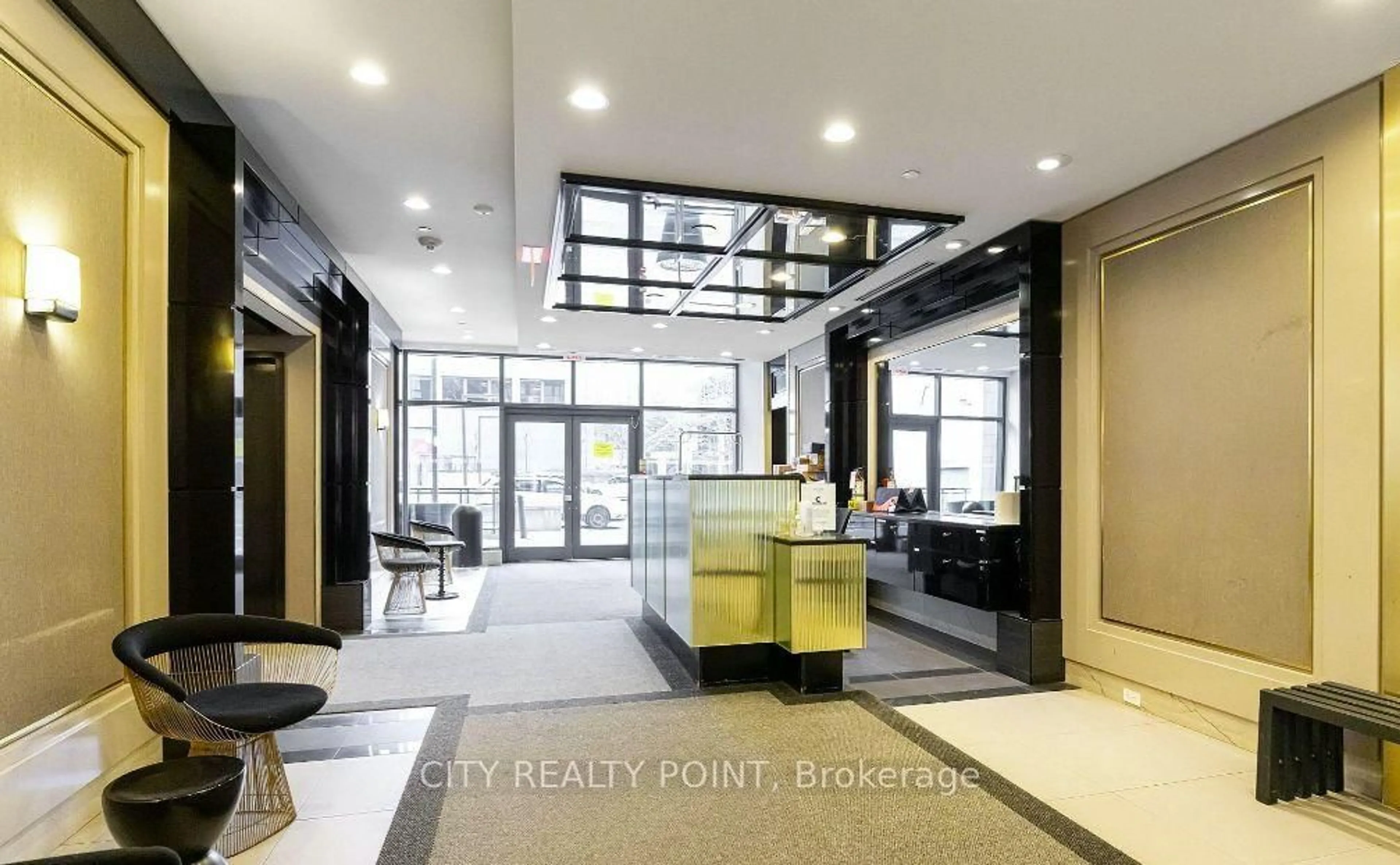 Lobby for 1190 Dundas St #505, Toronto Ontario M4M 0C5