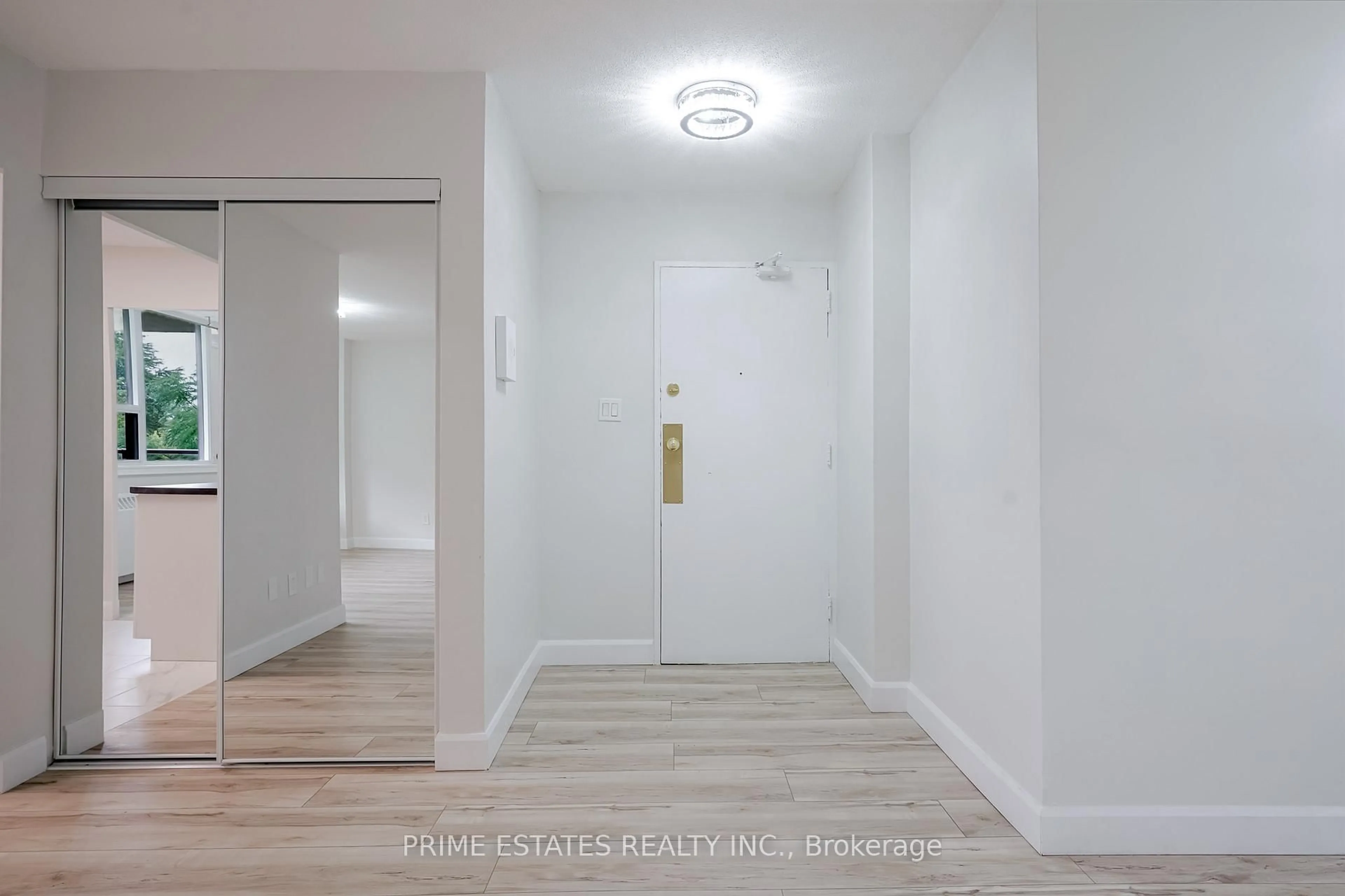 Unknown for 180 Markham Rd #317, Toronto Ontario M1M 2Z9