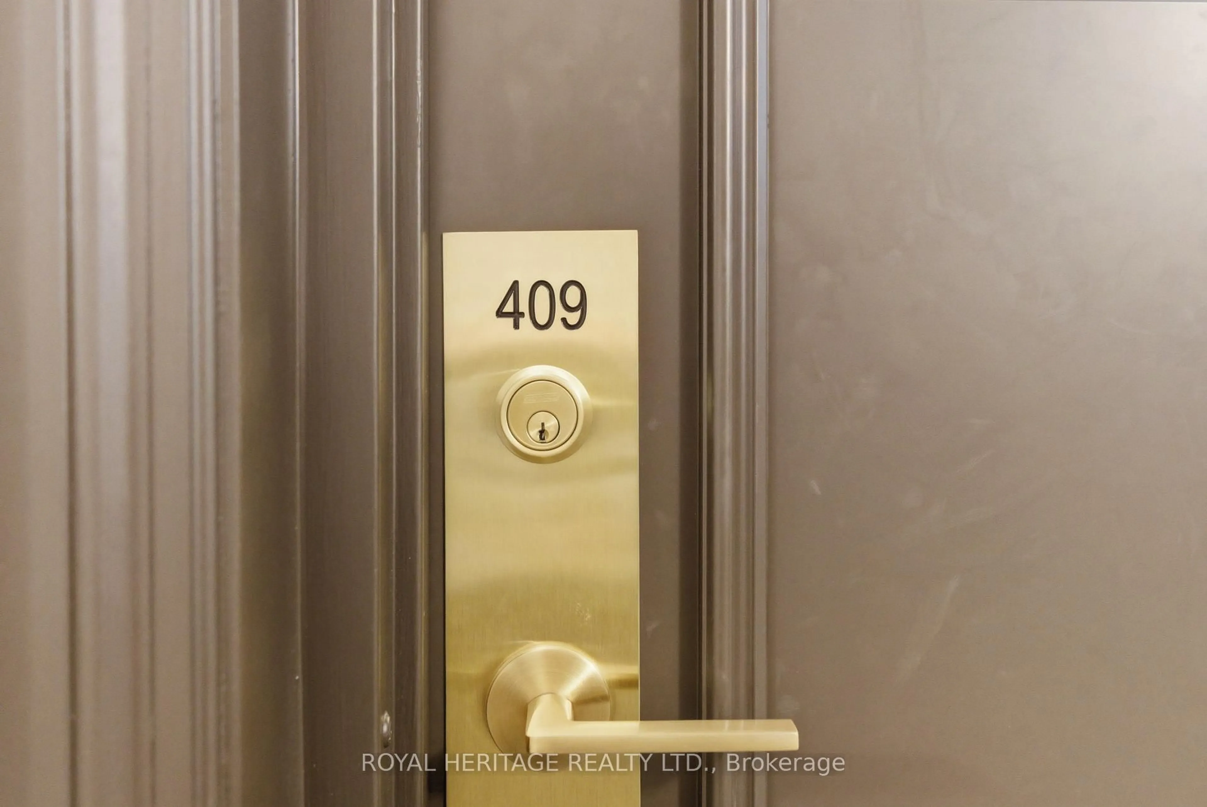 Unknown for 195 Lake Driveway #409, Ajax Ontario L1S 7H7