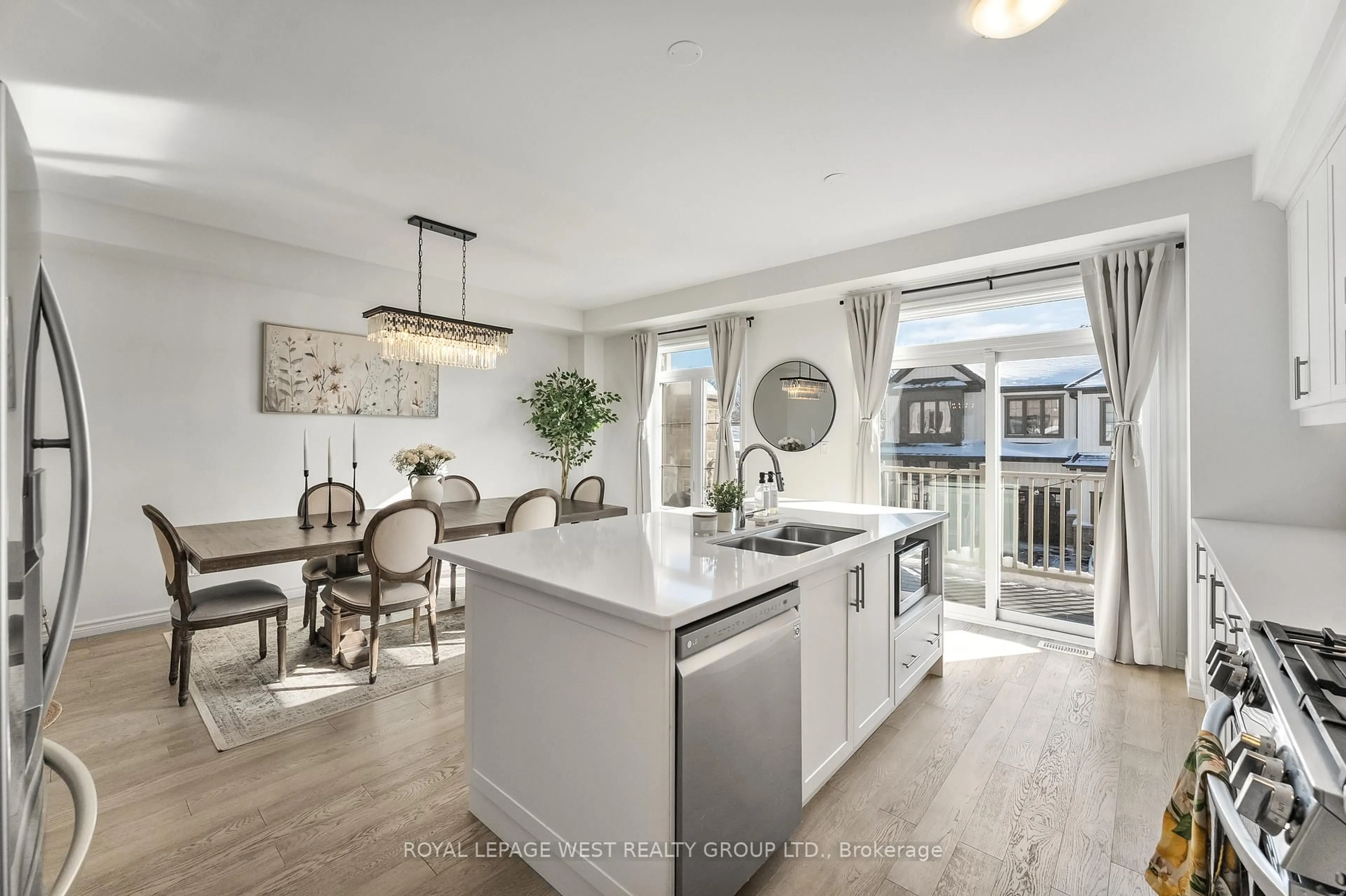 Open concept kitchen, unknown for 15 Shand Lane, Scugog Ontario L9L 0C7