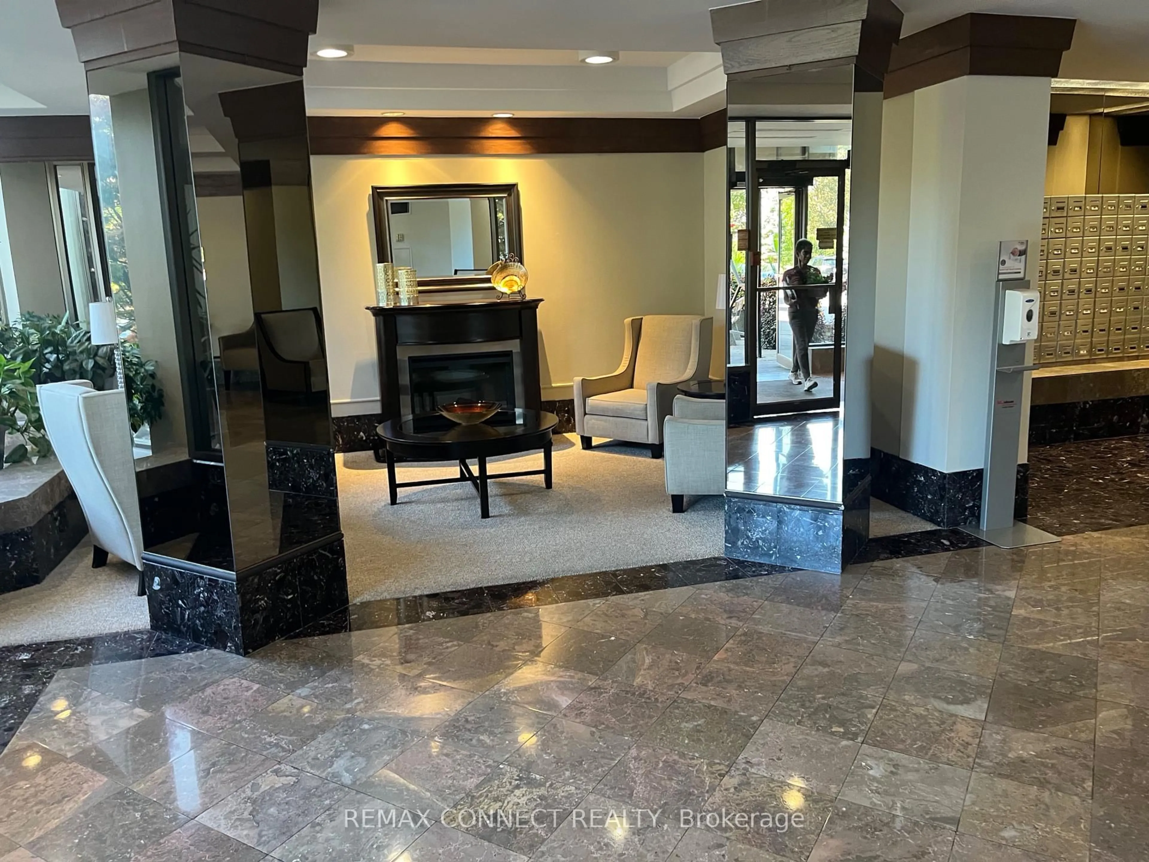 Lobby for 1890 Valley Farm Rd #1516, Pickering Ontario L1V 6B4