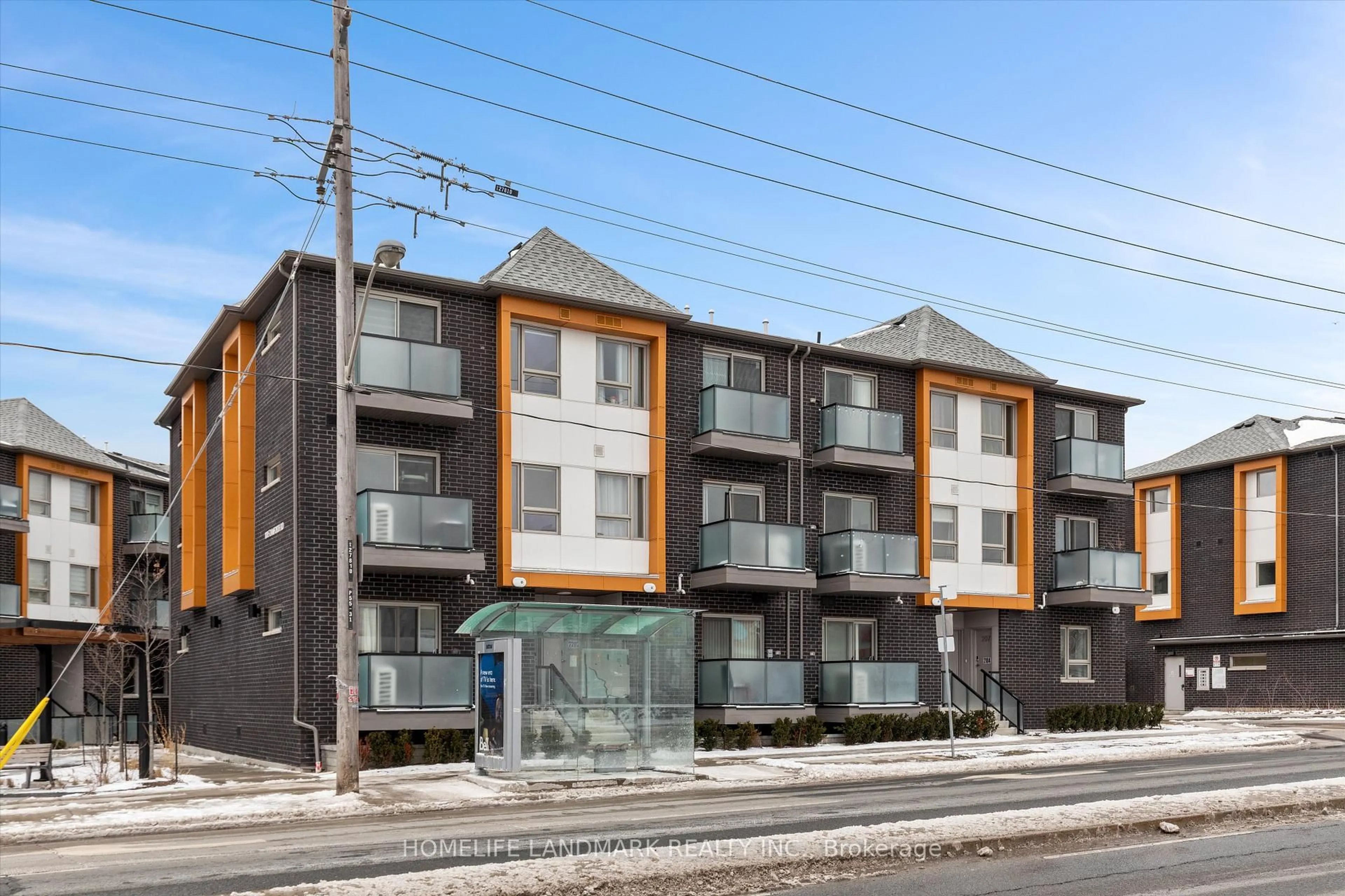 Patio, street for 1085 Danforth Rd #214, Toronto Ontario M1J 0B2