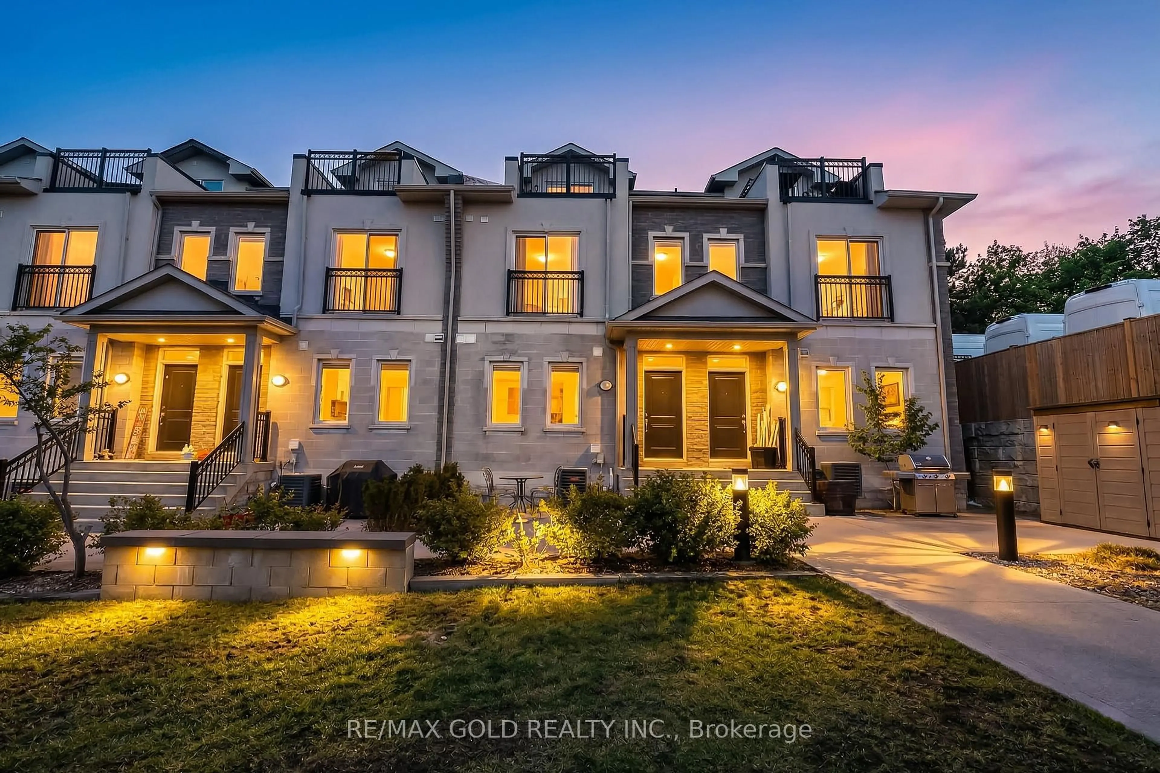 Unknown for 1030 dunsley Way #06, Whitby Ontario L1N 0L5