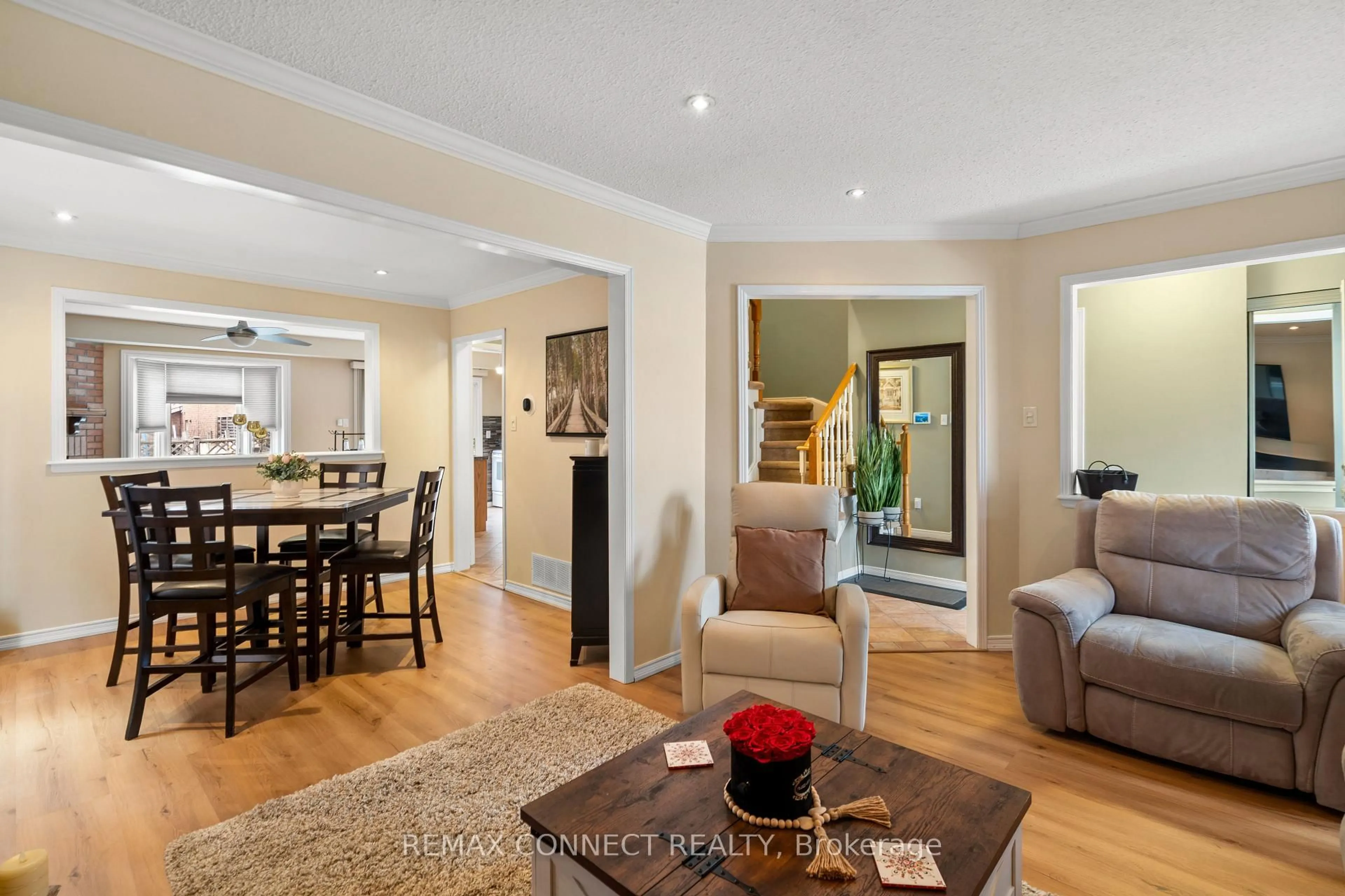 Unknown for 52 Marshall Cres, Ajax Ontario L1T 2N4