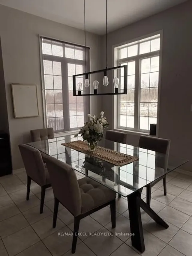 2489 Bandsman Cres, Oshawa 4