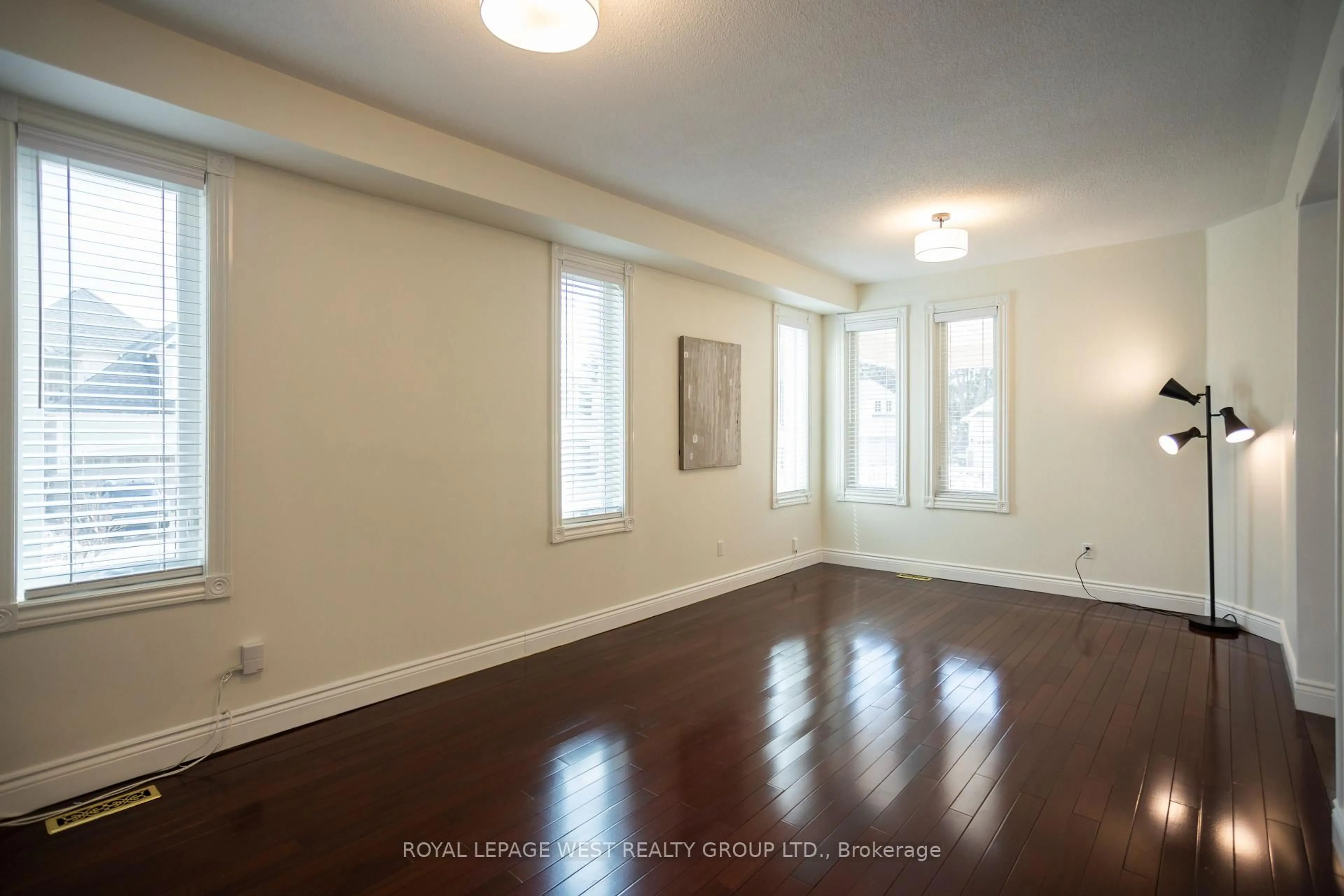 A pic of a room for 52 Long Island Cres, Toronto Ontario M1C 5E4