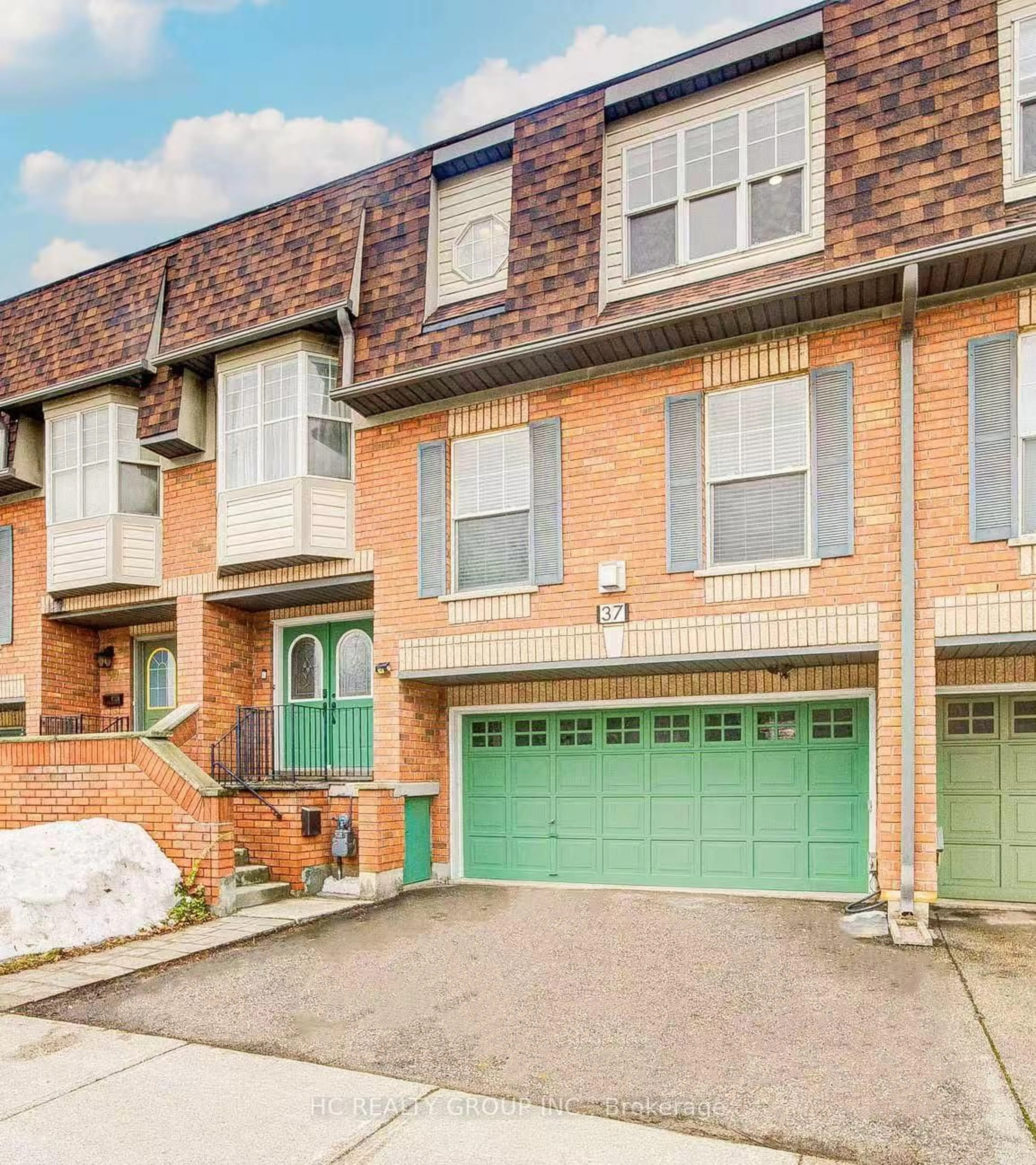 Home with brick exterior material, street for 37 Willowfield Mews, Toronto Ontario M1R 5S1