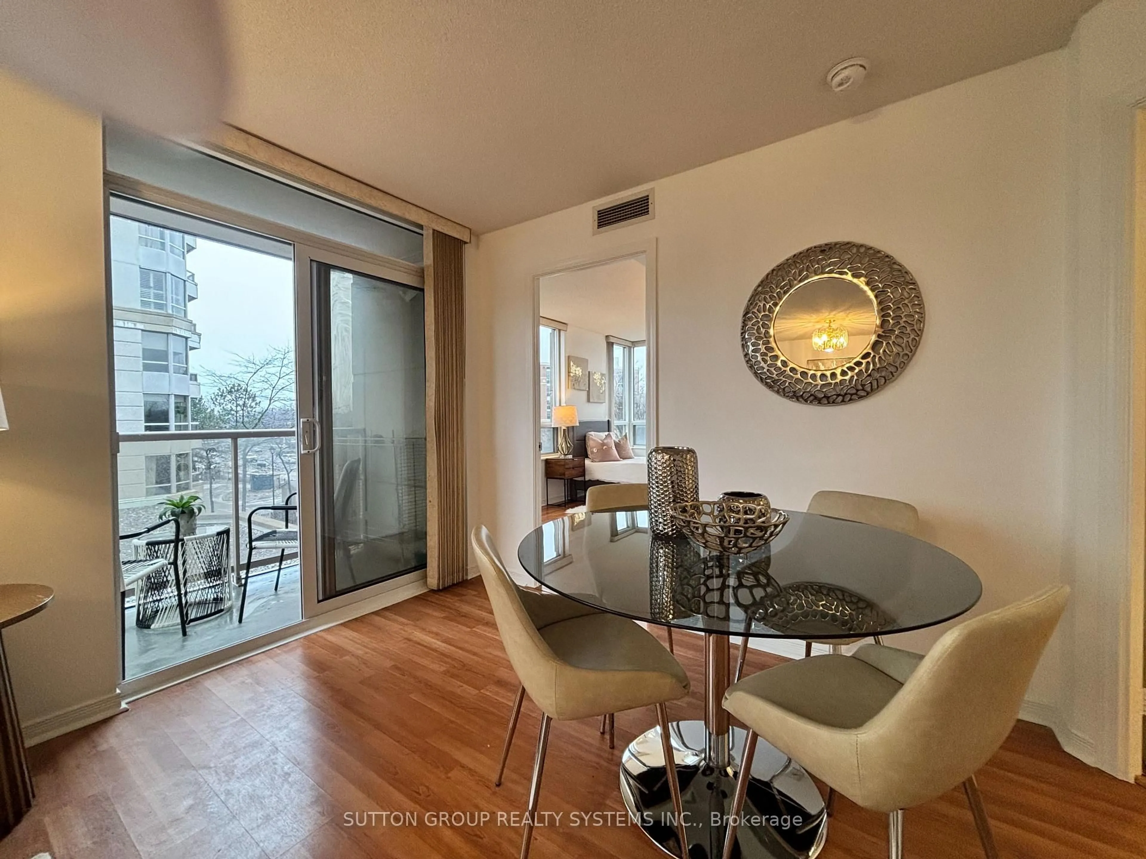 Dining room, wood/laminate floor for 1200 The Esplanade North Rd #317, Pickering Ontario L1V 6V3