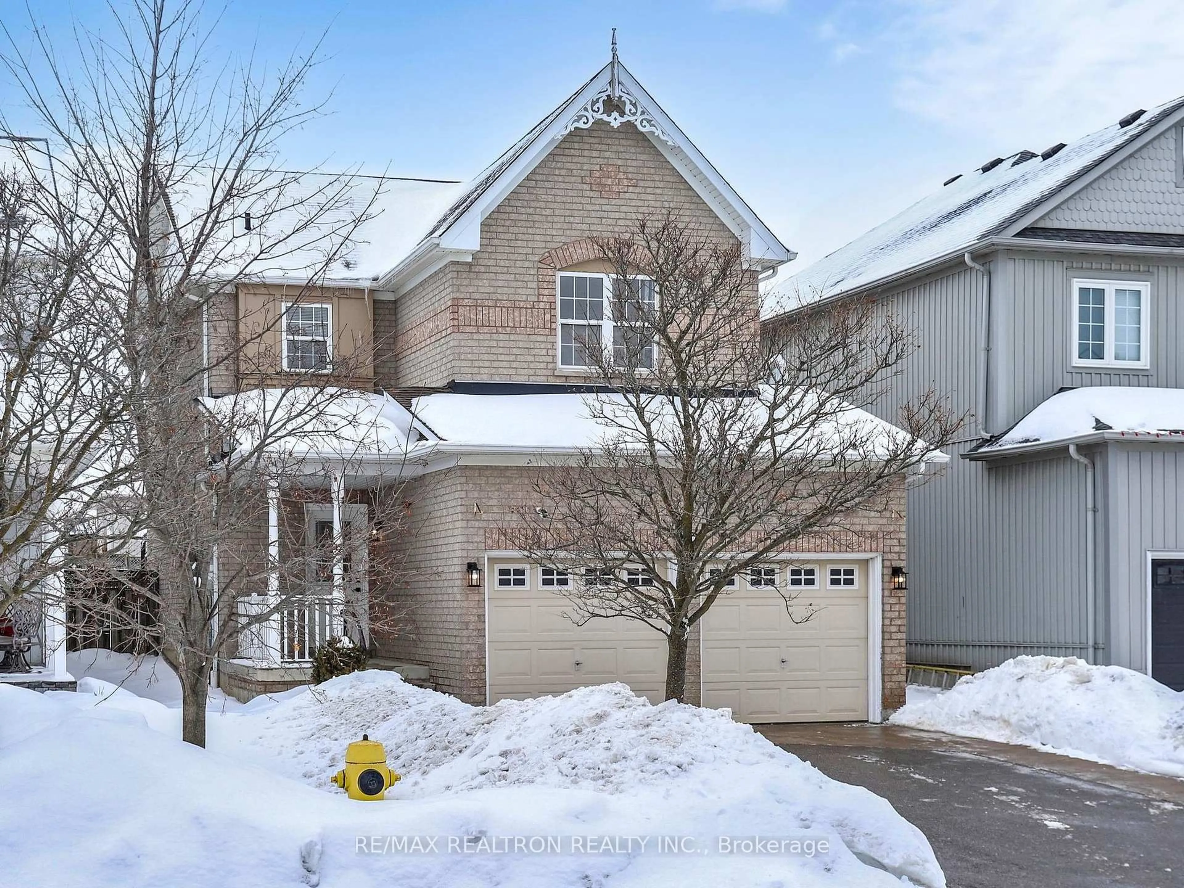 Home with brick exterior material, street for 4 Wessex Dr, Whitby Ontario L1M 2C4