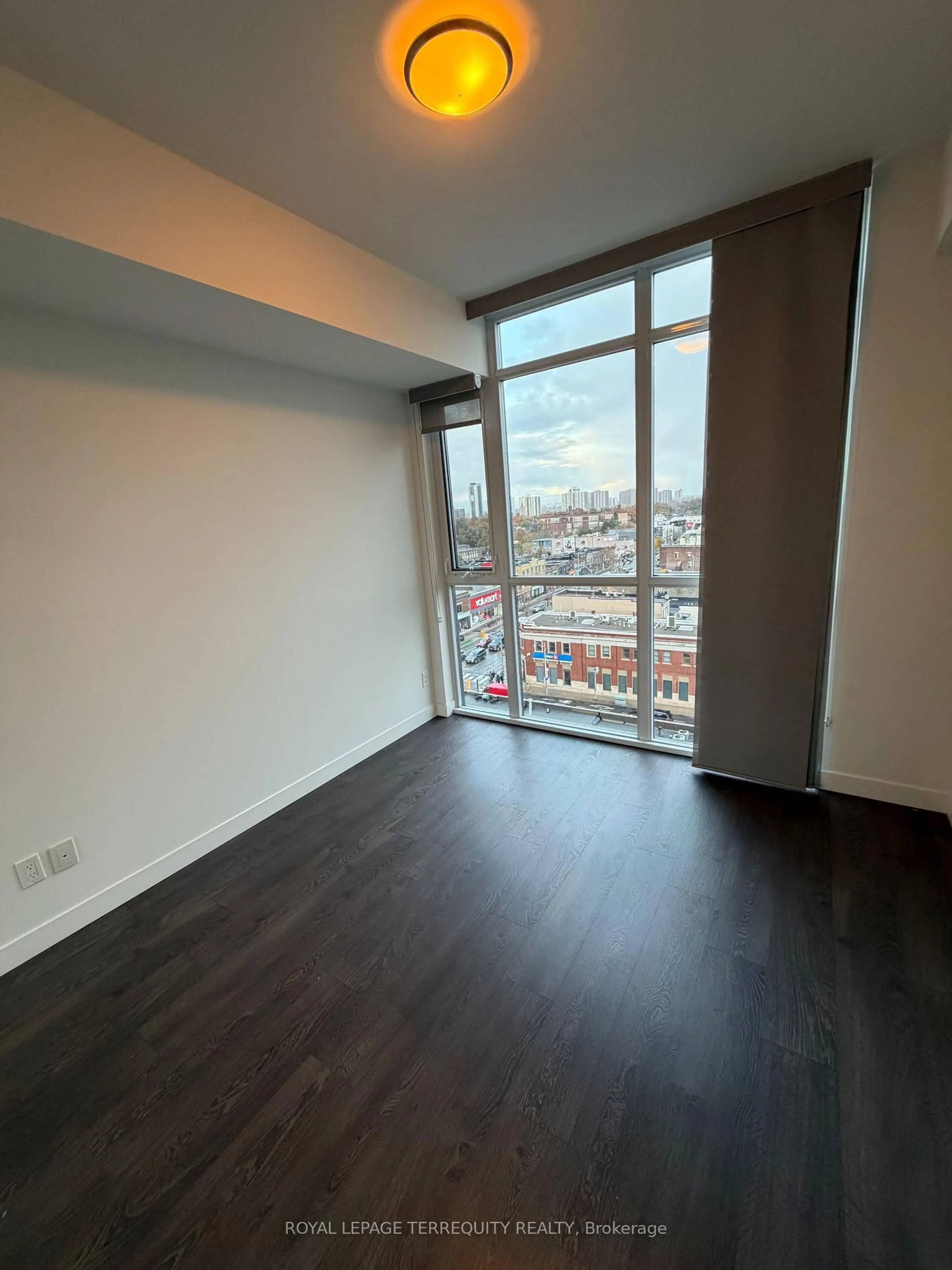A pic of a room for 2055 Danforth Ave #910, Toronto Ontario M4C 1J8