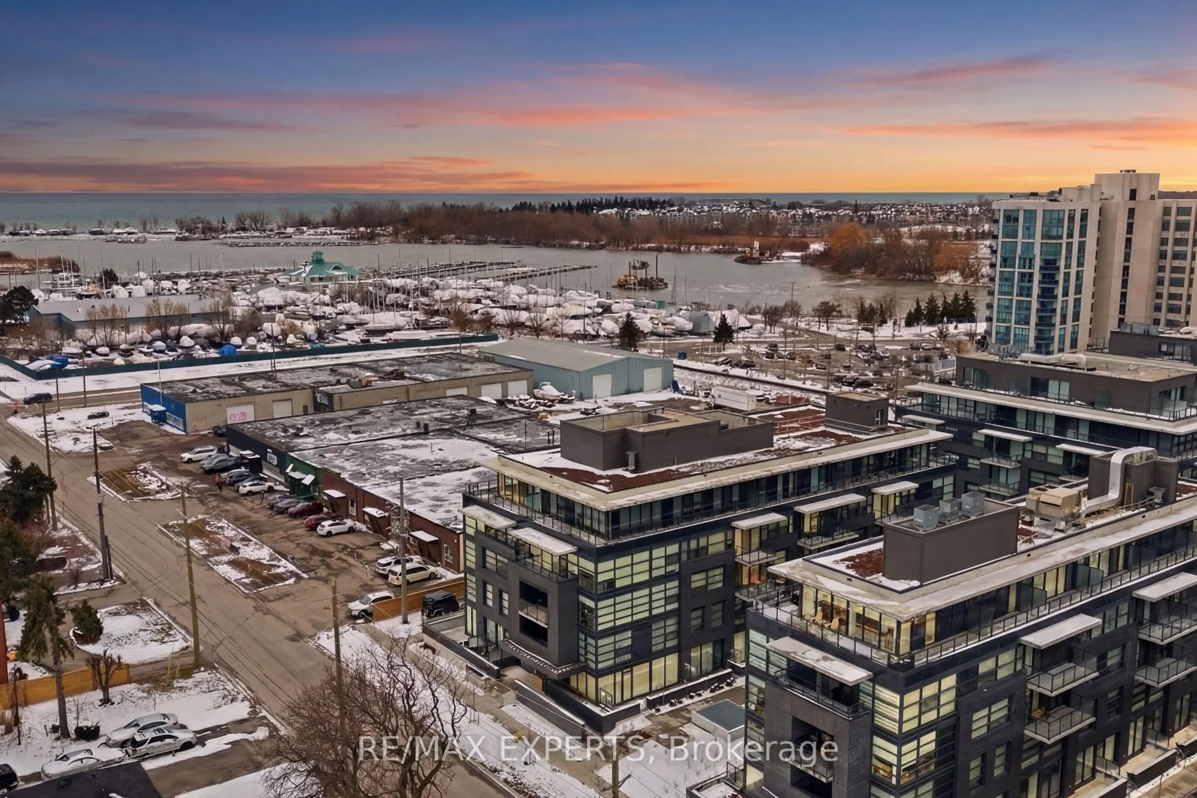 A pic from outside/outdoor area/front of a property/back of a property/a pic from drone, city buildings view from balcony for 1614 Charles St #334, Whitby Ontario L1N 1B9