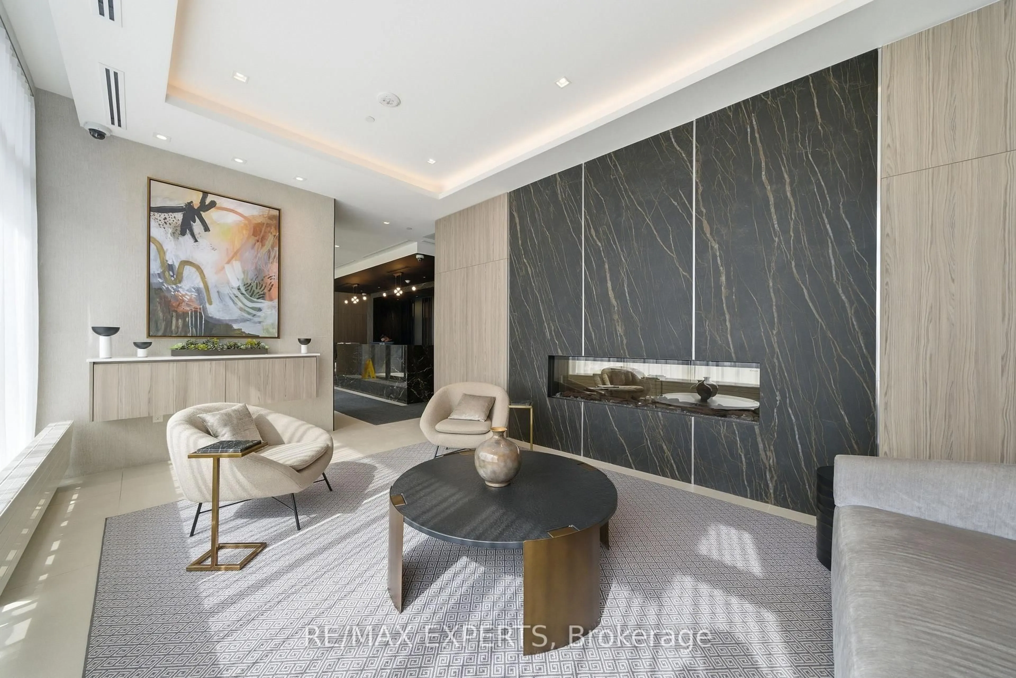 Unknown for 1614 Charles St #334, Whitby Ontario L1N 1B9