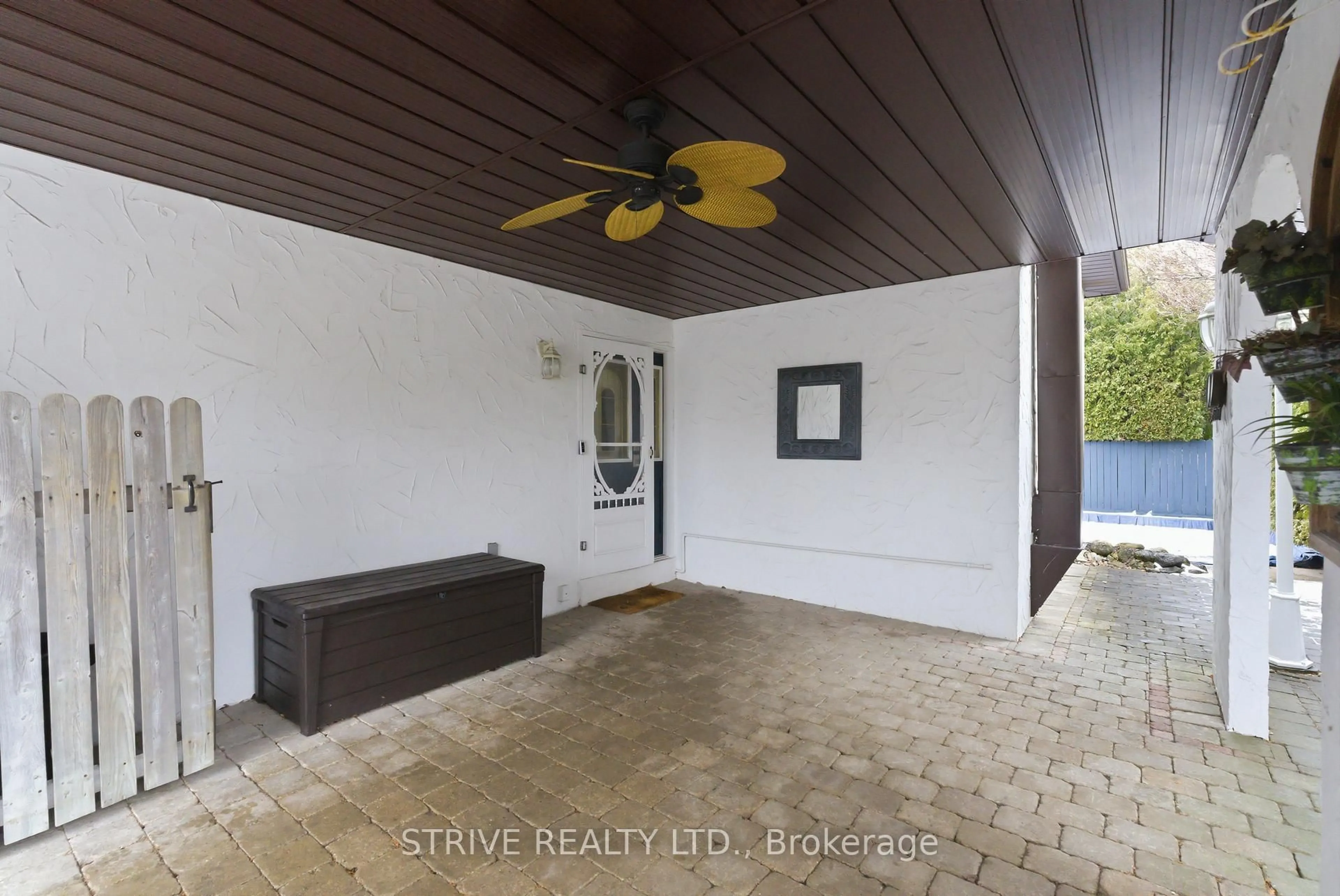 Unknown for 222 Athabasca St, Oshawa Ontario L1H 7J3