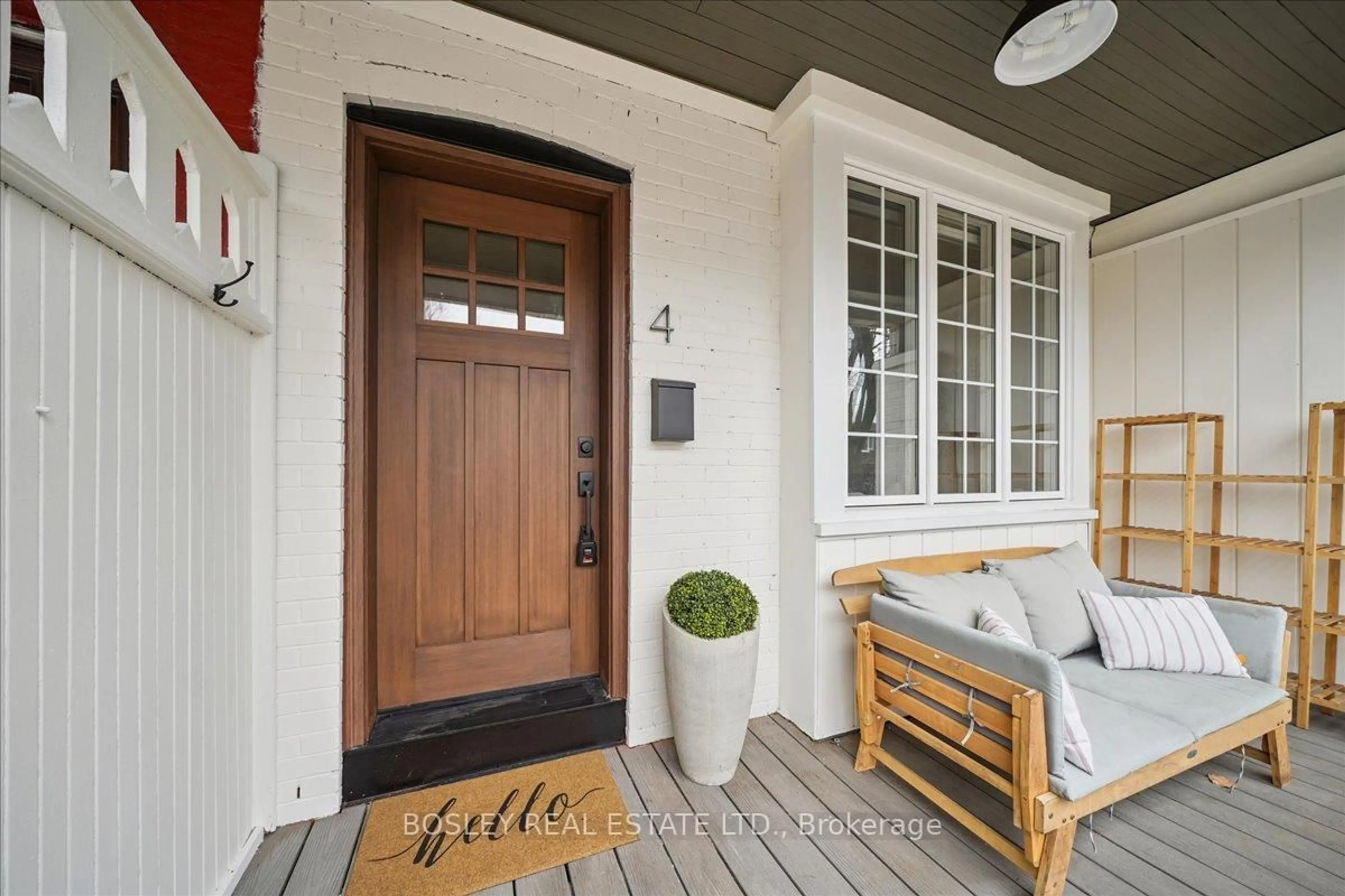 Indoor entryway for 4 Murdock Ave, Toronto Ontario M4C 1E4