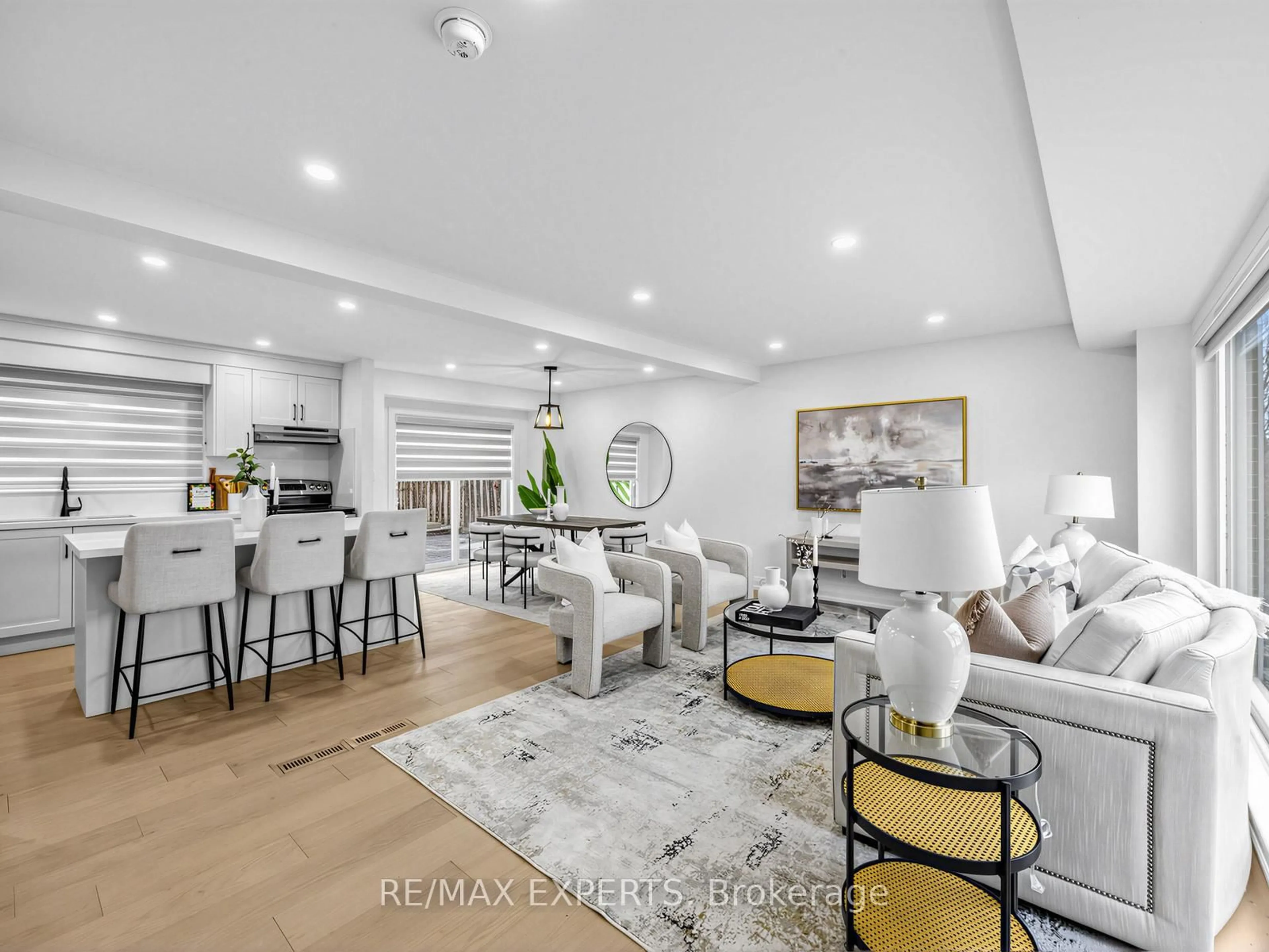 Living room with furniture, unknown for 751 Lublin Ave, Pickering Ontario L1W 1Z1