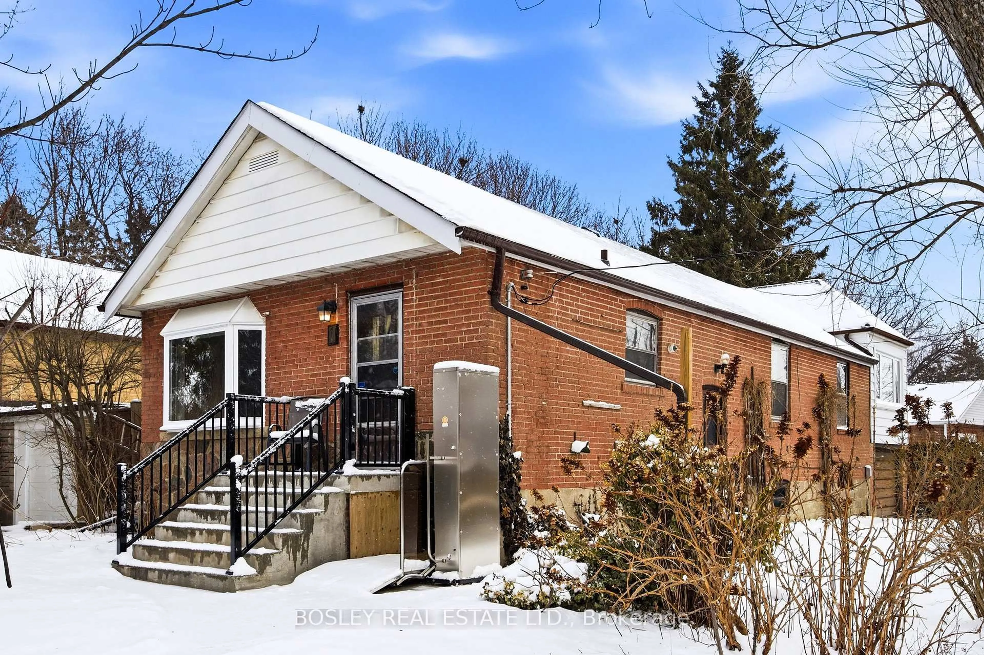 Home with brick exterior material, unknown for 1 East Haven Dr, Toronto Ontario M1N 1L8