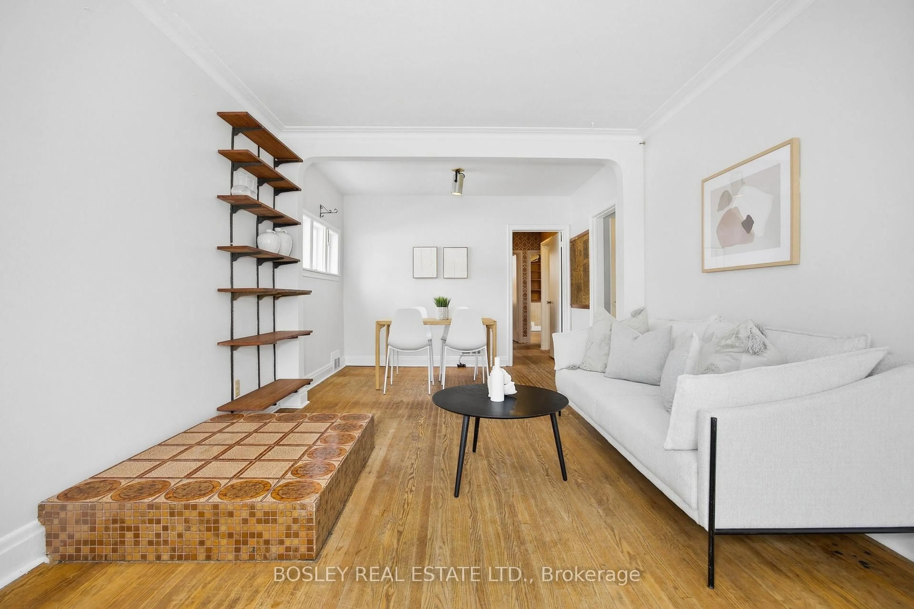 Living room with furniture, unknown for 1 East Haven Dr, Toronto Ontario M1N 1L8