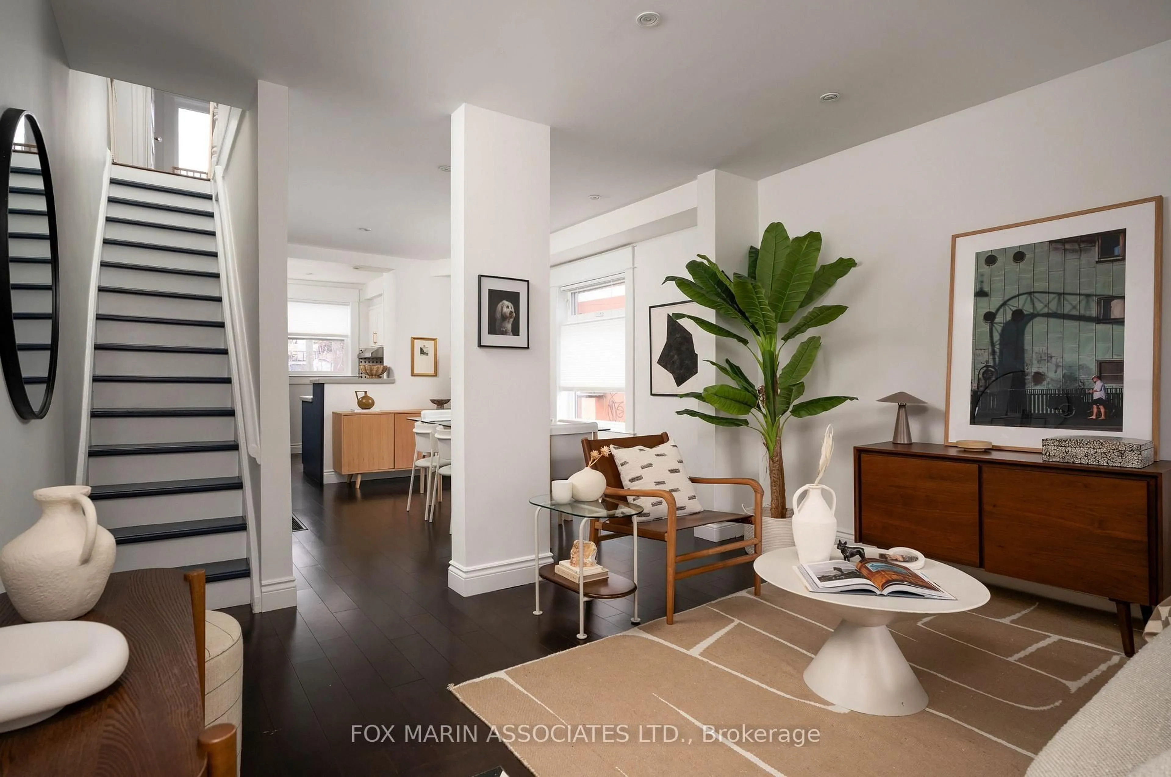 Unknown for 126 Roseheath Ave, Toronto Ontario M4C 3P5