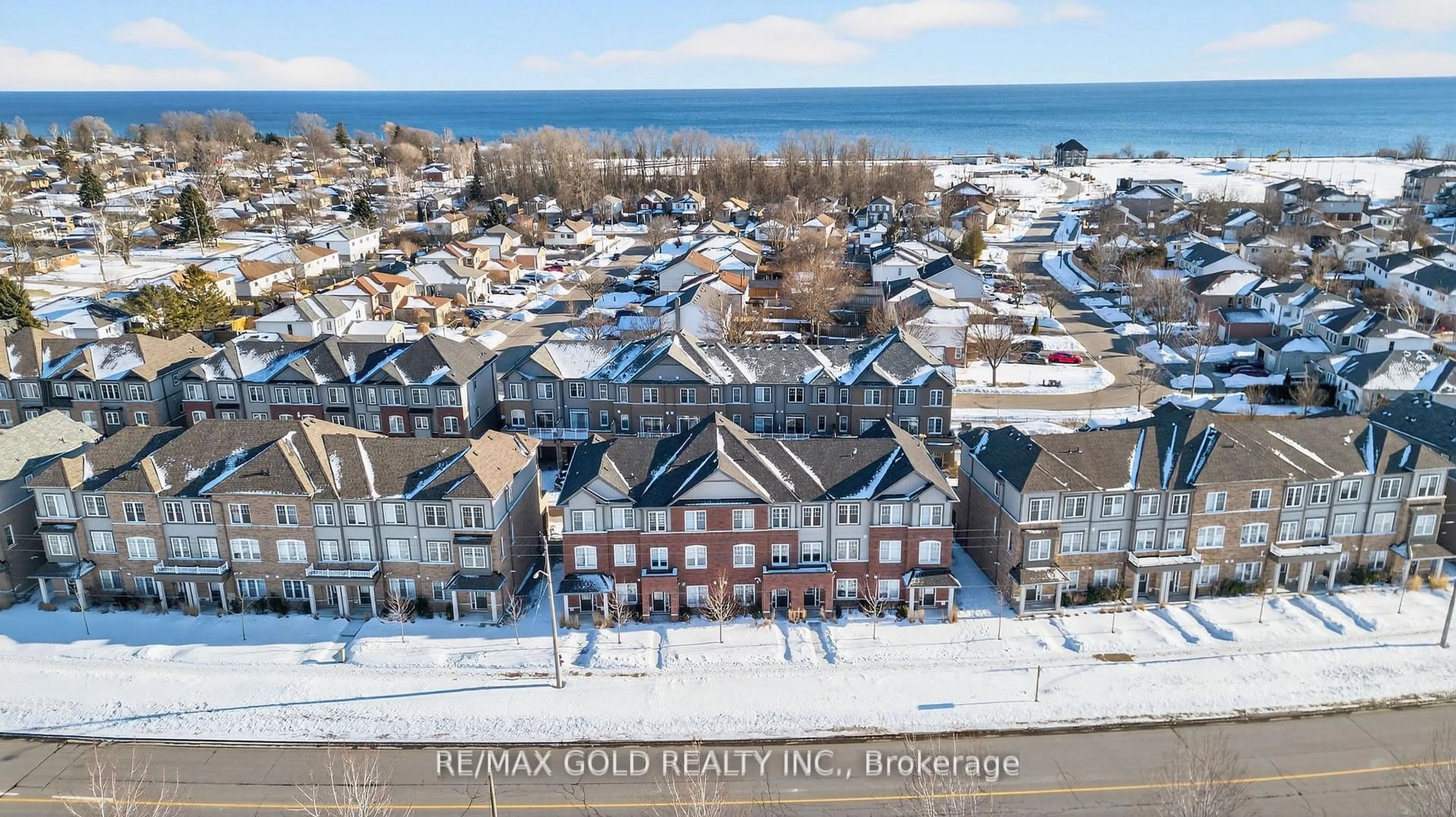 A pic from outside/outdoor area/front of a property/back of a property/a pic from drone, street for 846 Atwater Path, Oshawa Ontario L1J 0E8