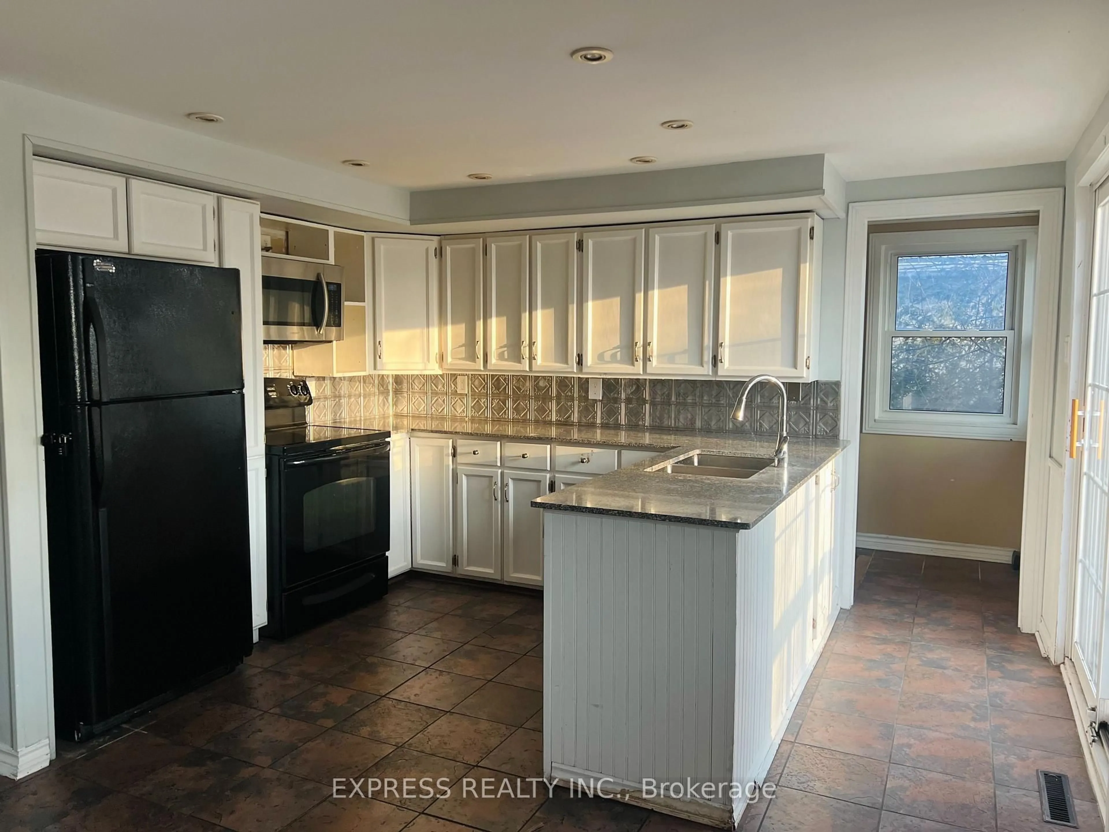 Standard kitchen, ceramic/tile floor for 2184 Maple Groove Rd, Clarington Ontario L1C 6M1