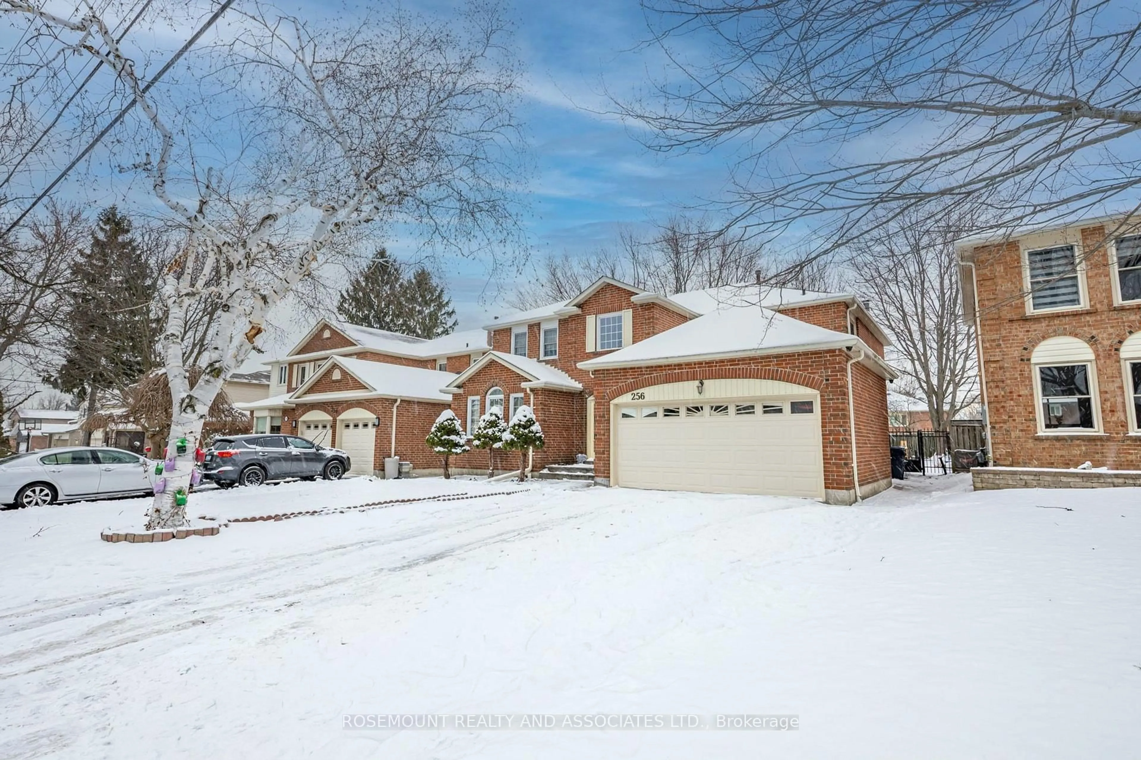Home with brick exterior material, street for 256 Centennial Rd, Toronto Ontario M1C 1Z9