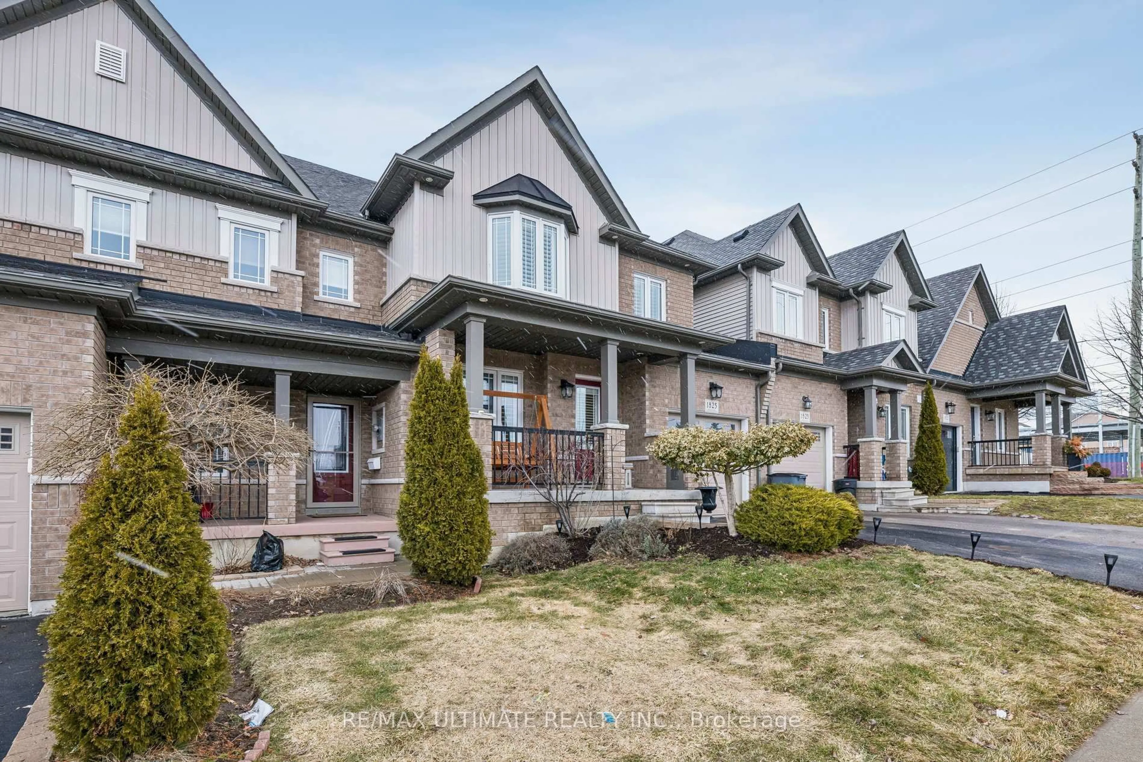 Home with brick exterior material, street for 1825 Silverstone Cres, Oshawa Ontario L1K 0V6