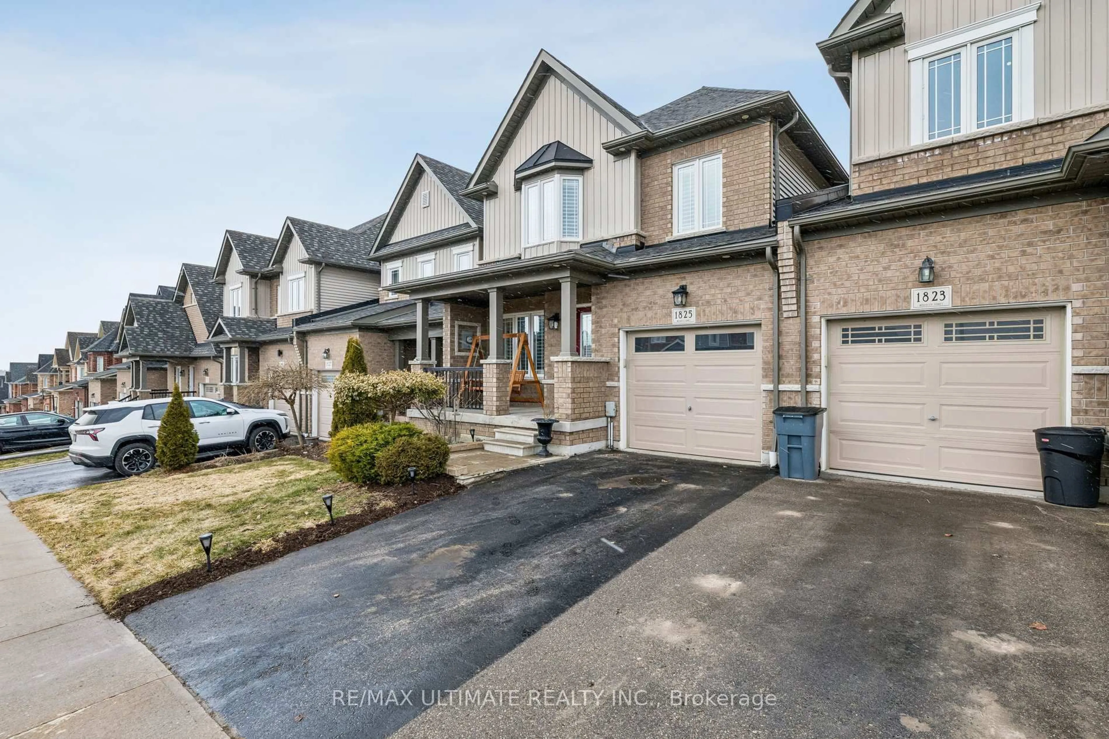 Unknown for 1825 Silverstone Cres, Oshawa Ontario L1K 0V6