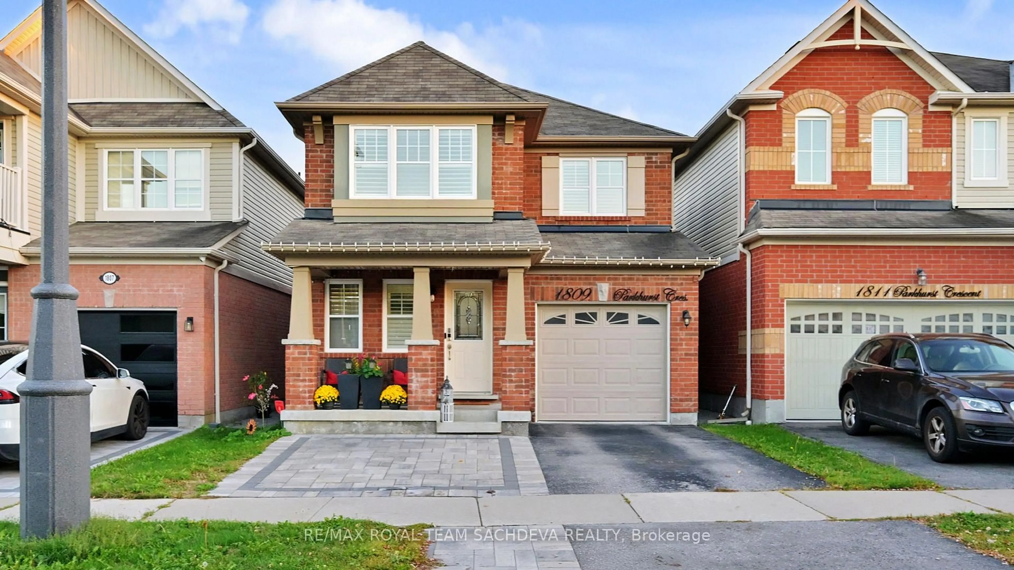 Home with brick exterior material, street for 1809 Parkhurst Cres, Pickering Ontario L1X 0A8