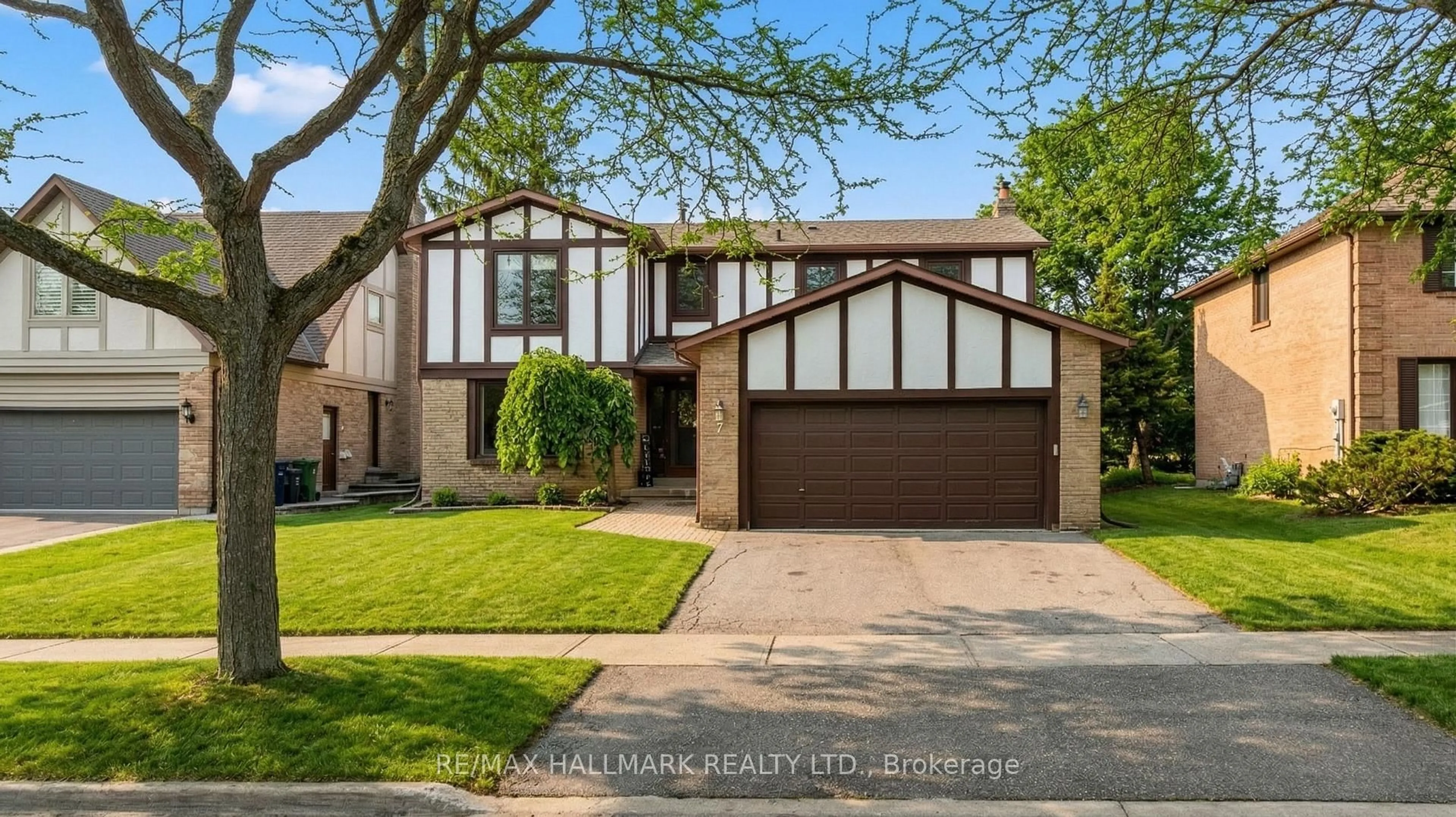 Home with brick exterior material, street for 7 Delbeatrice Cres, Toronto Ontario M1C 3G5