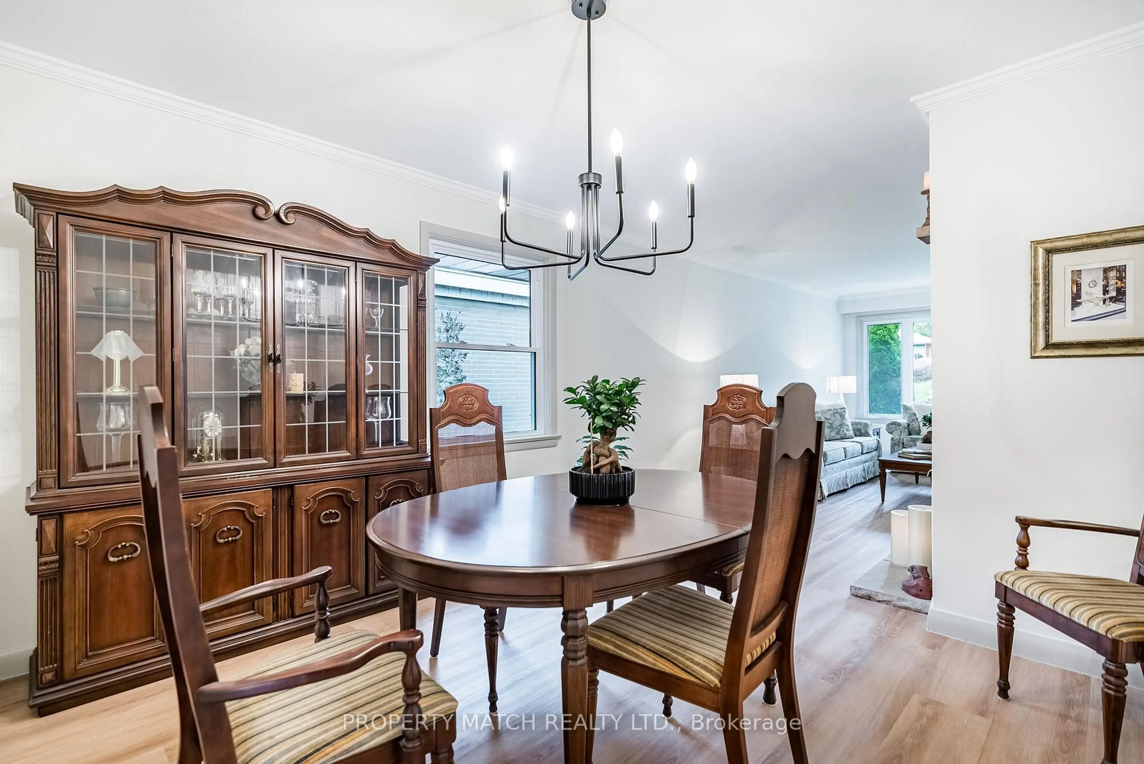 Dining room, unknown for 962 Mohawk St, Oshawa Ontario L1G 3B2