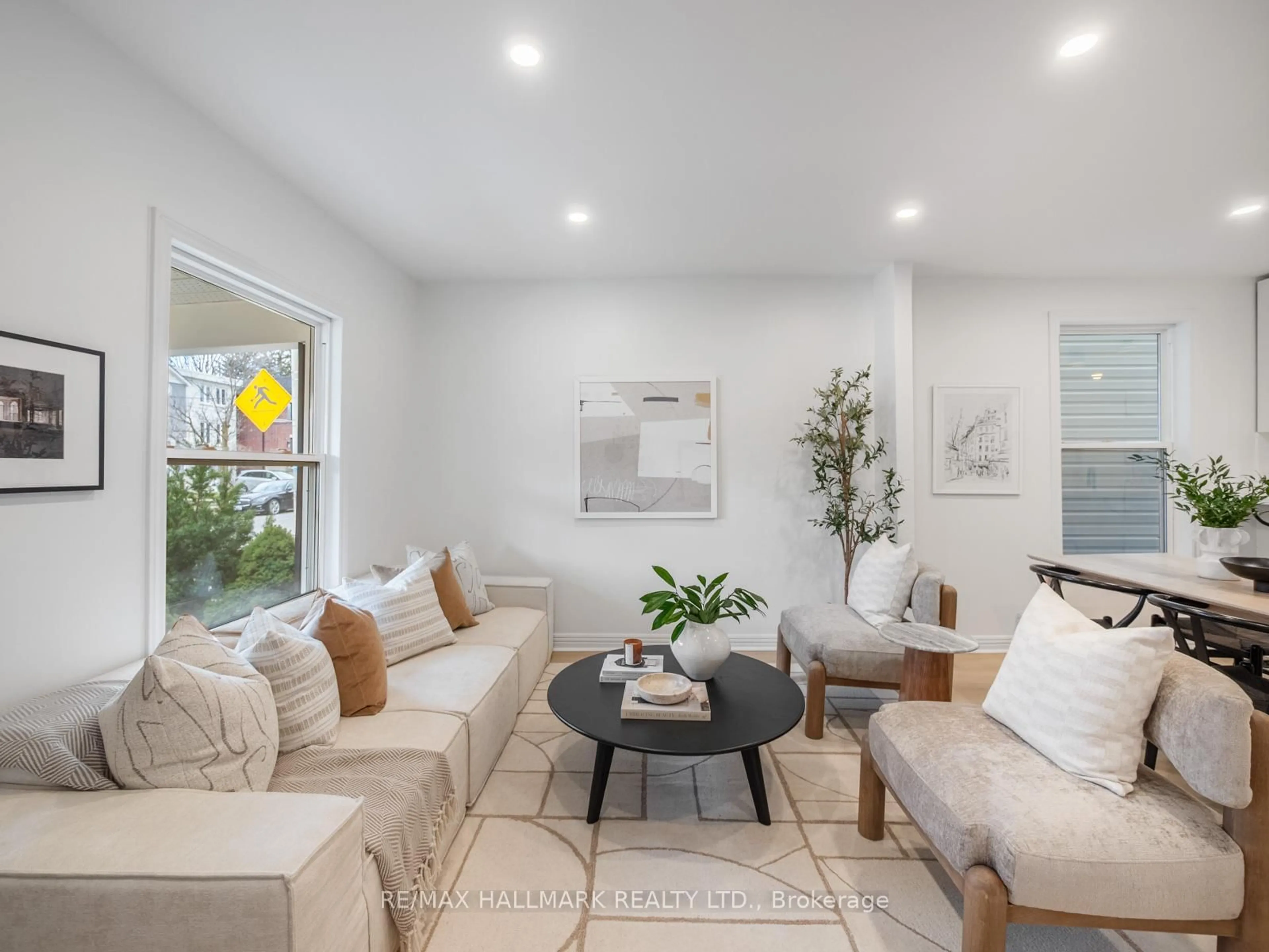 Living room with furniture, unknown for 3 Woodville Ave, Toronto Ontario M4K 2J5