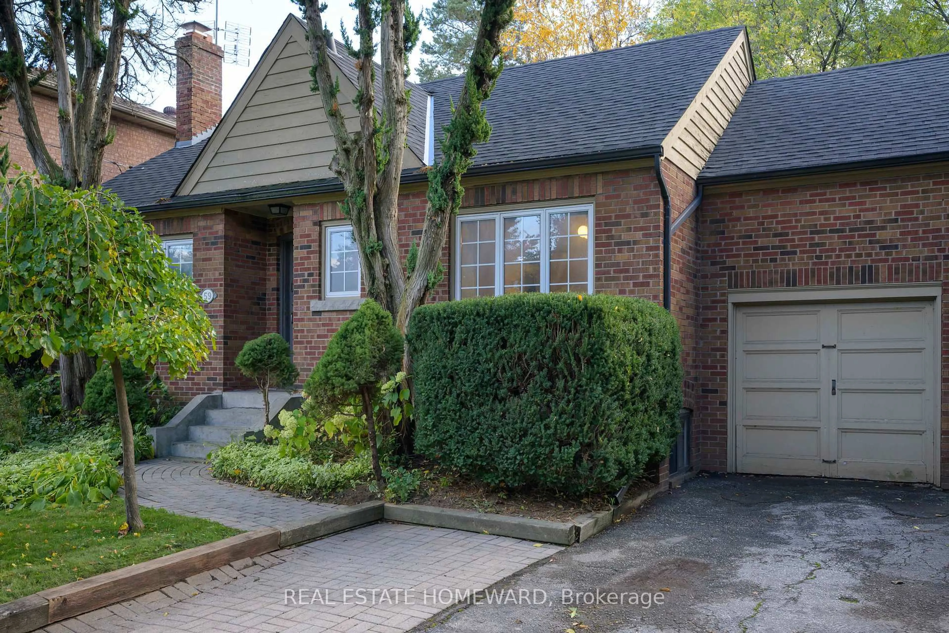 Home with brick exterior material, street for 59 Parkview Hill Cres, Toronto Ontario M4B 1R1