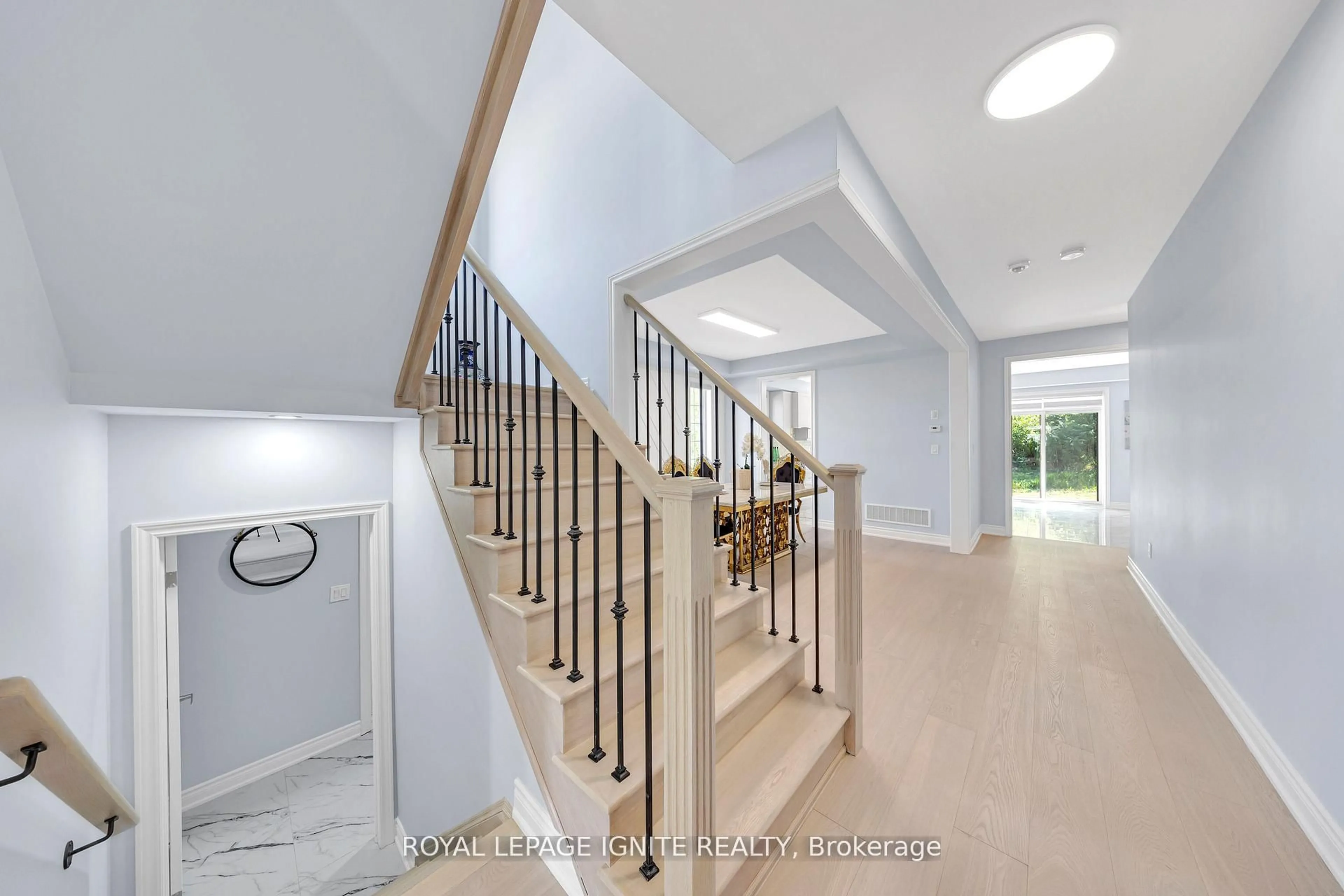 Unknown for 2453 Florentine Pl, Pickering Ontario L1X 0H2