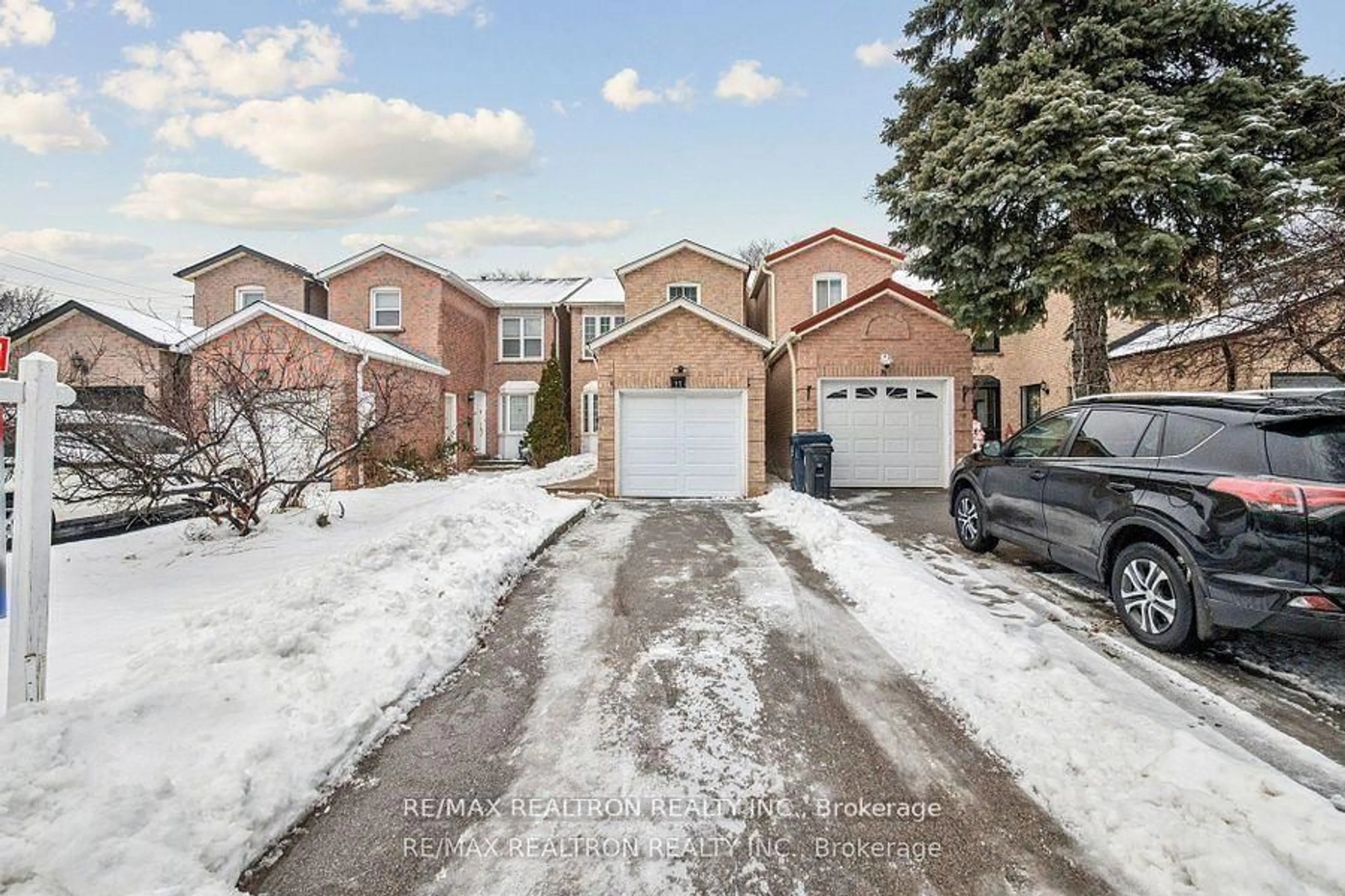 Unknown for 77 Mansewood Gdns, Toronto Ontario M1E 5A4