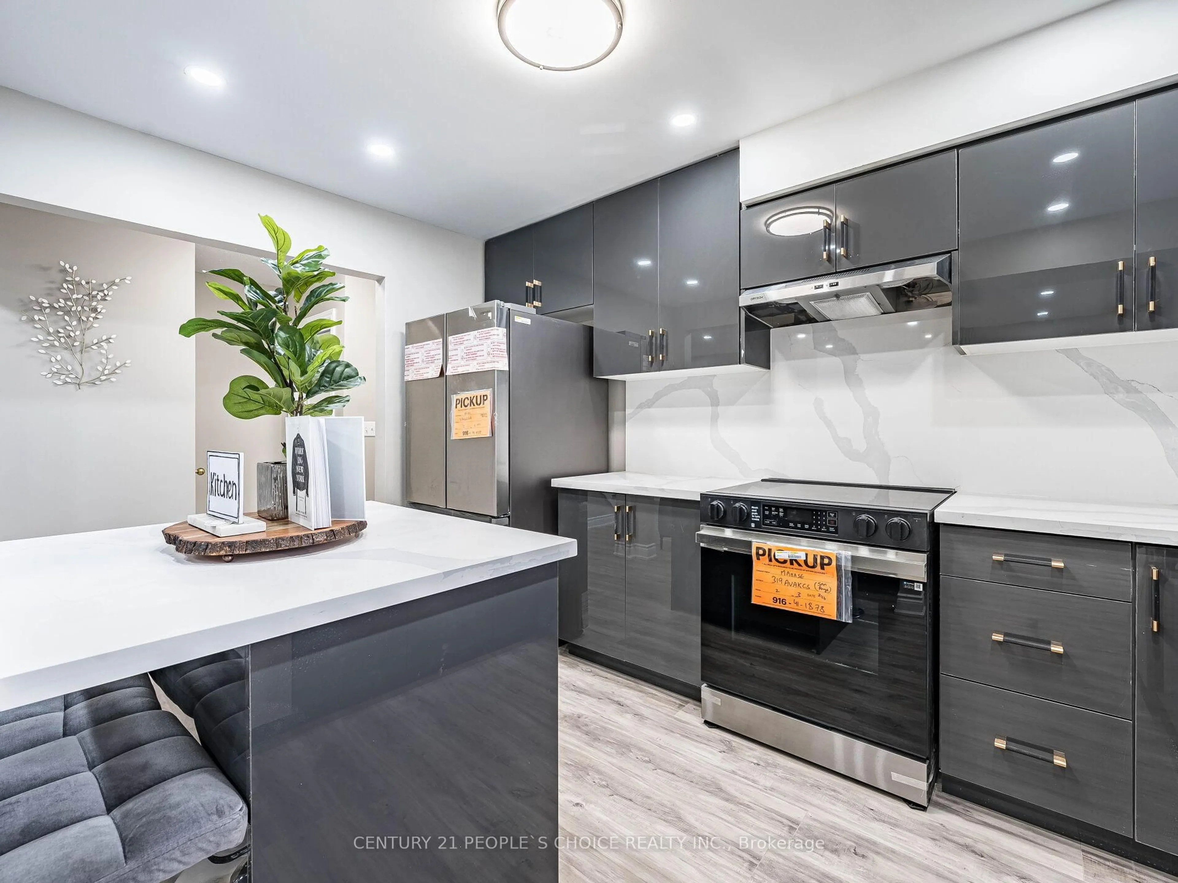 Contemporary kitchen, ceramic/tile floor for 506 Normandy St #25, Oshawa Ontario L1H 7N8
