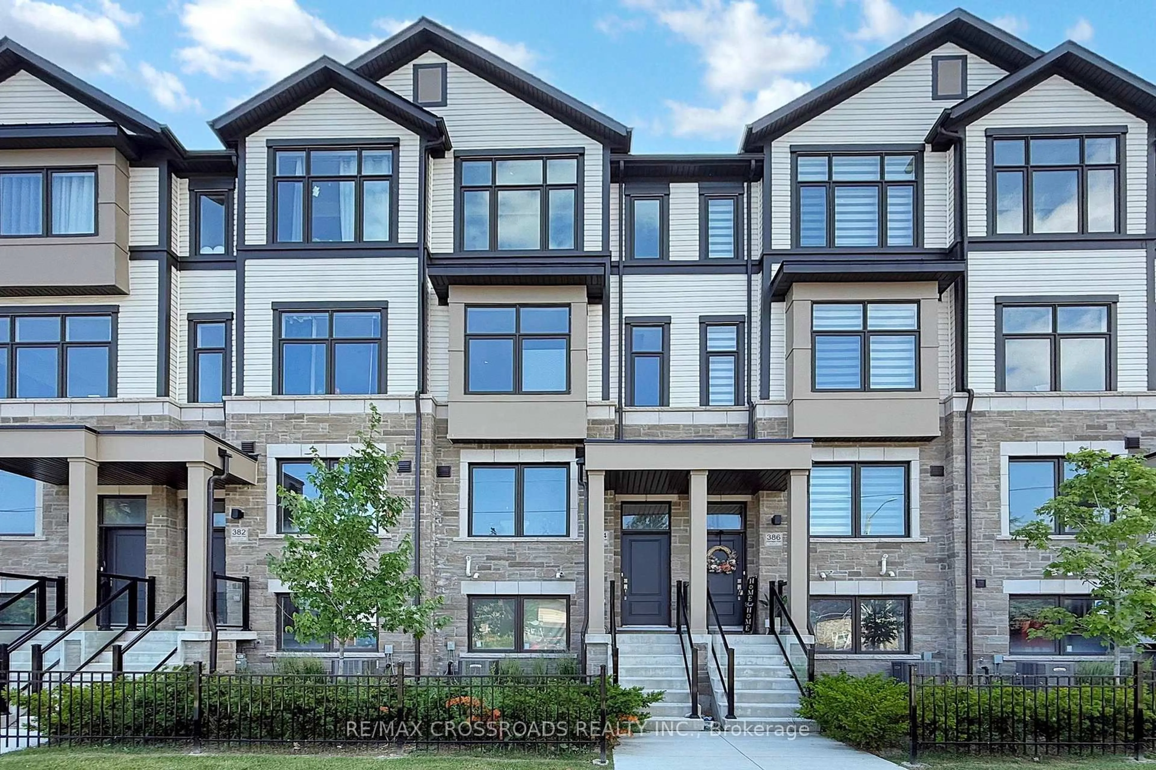 Home with brick exterior material, street for 384 Okanagan Path, Oshawa Ontario L1H 0B1