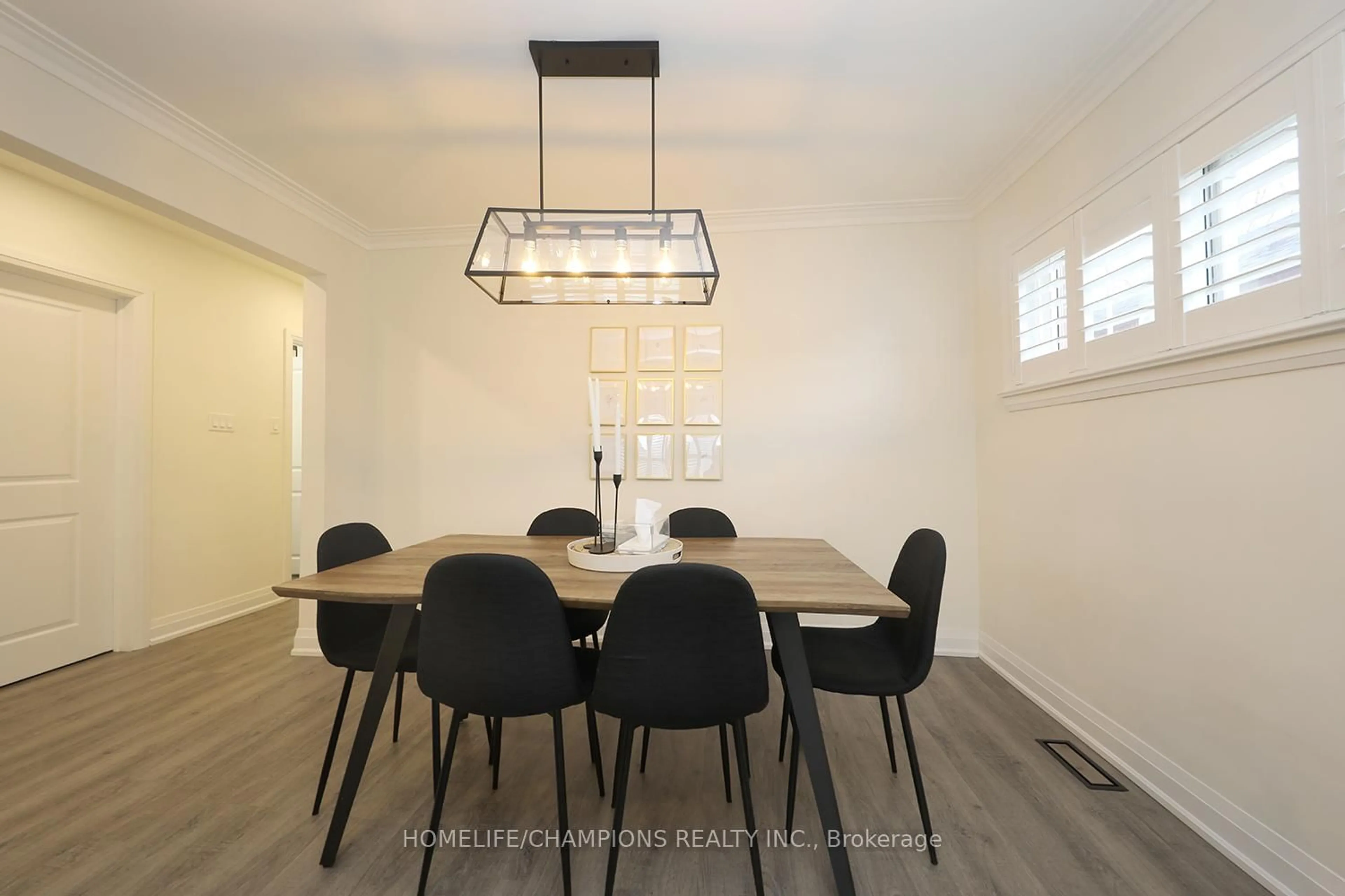 Dining room, wood/laminate floor for 50 Fraserton Cres, Toronto Ontario M1J 1S8