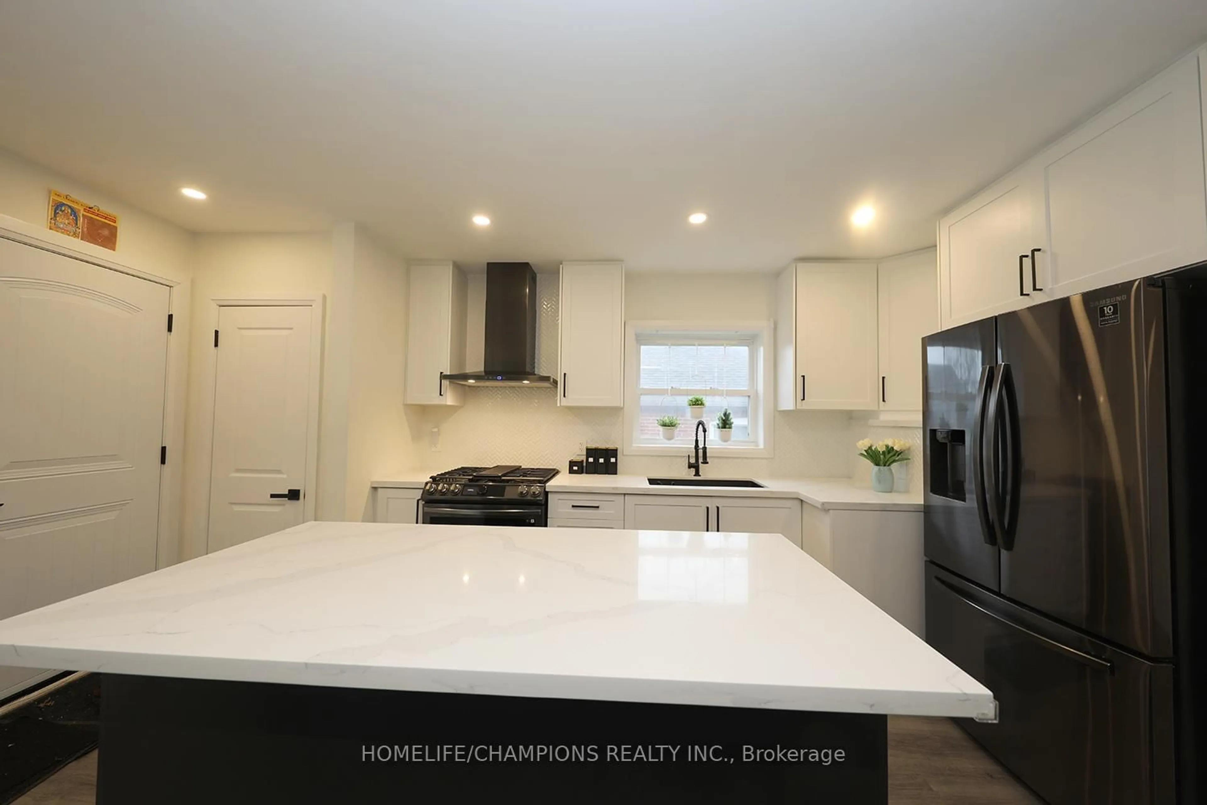 Open concept kitchen, ceramic/tile floor for 50 Fraserton Cres, Toronto Ontario M1J 1S8