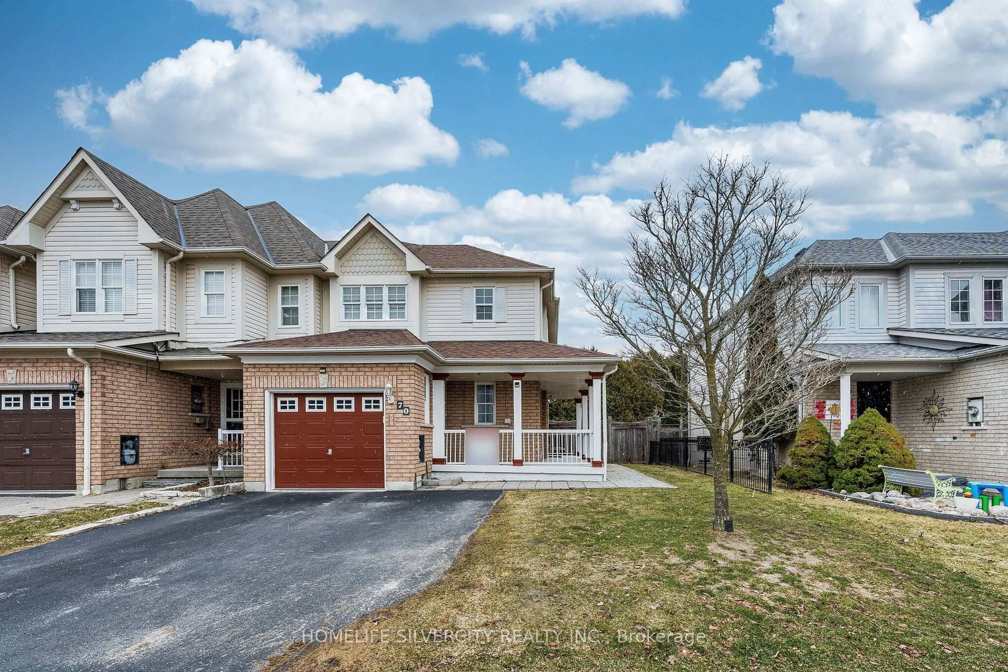 Home with brick exterior material, street for 70 Toscana Dr, Whitby Ontario L1R 2Z3
