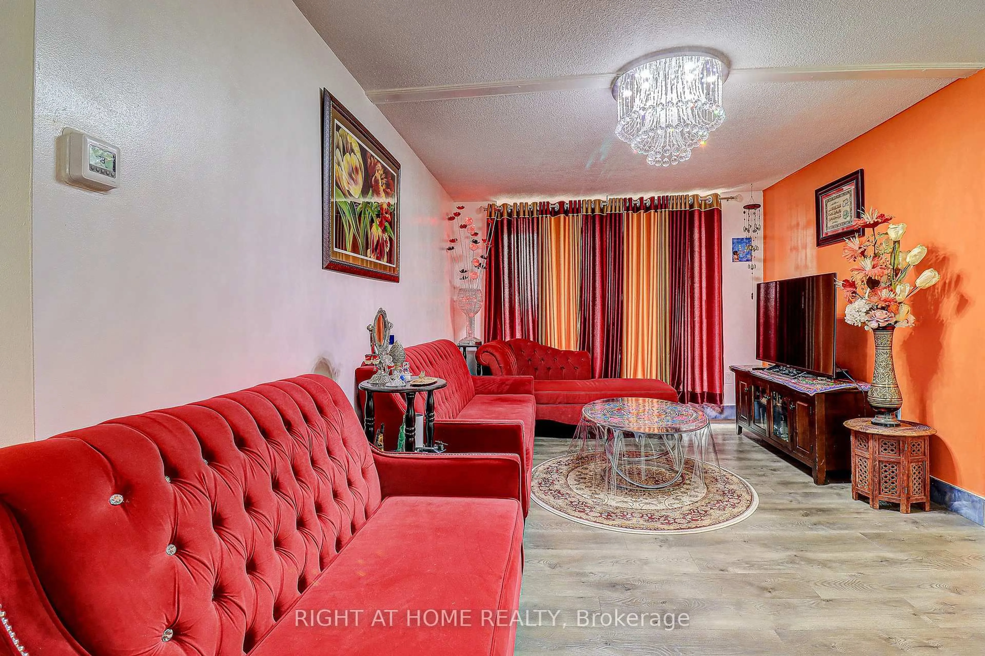 Living room with furniture, unknown for 757 Victoria Park Ave #605, Toronto Ontario M4C 5N8